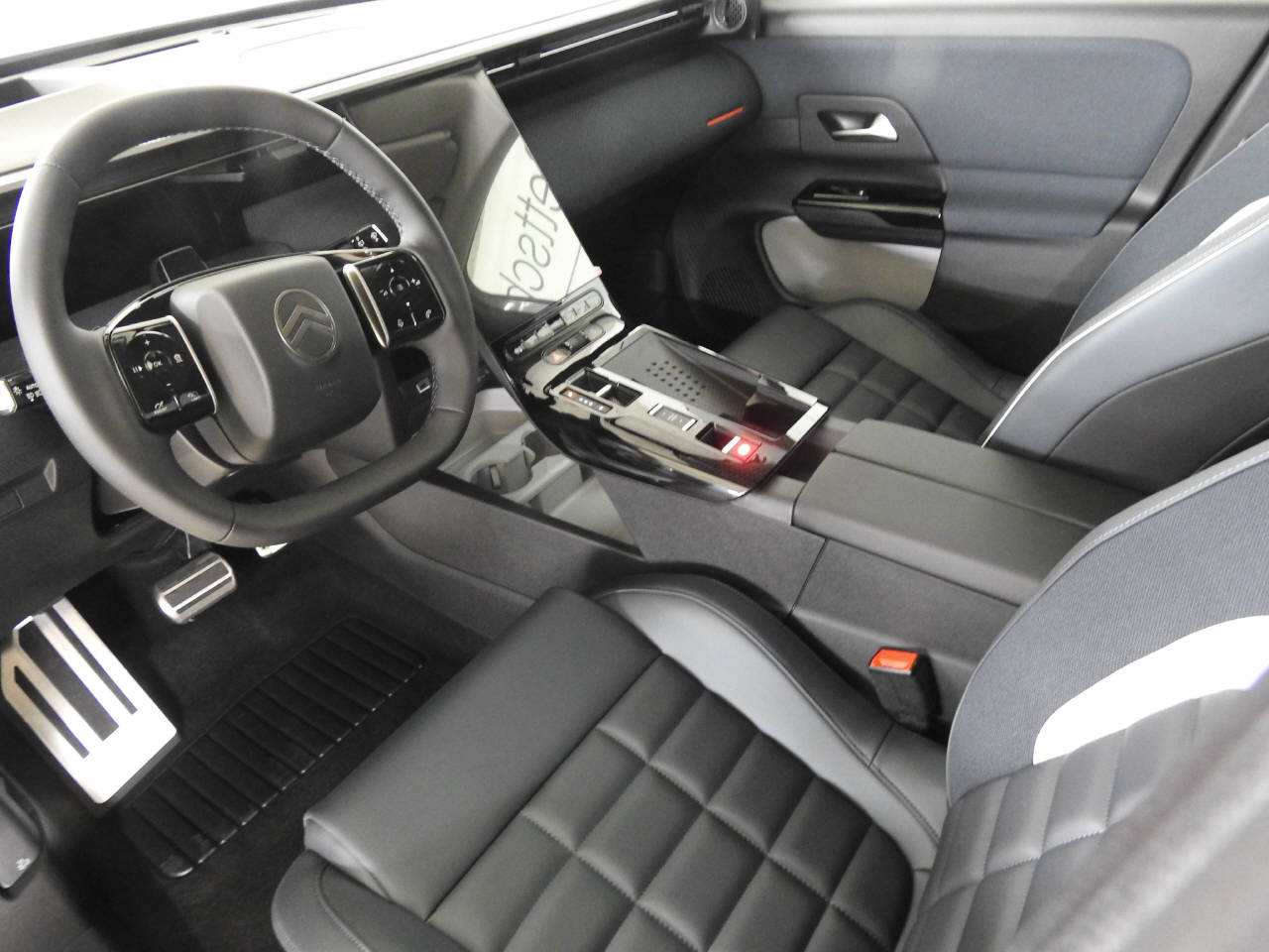 CITROEN C5 Aircross 1.2 Hybrid Max-image-15