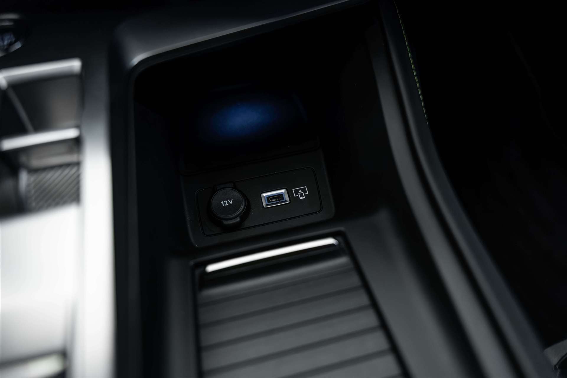 PEUGEOT 308 SW 1.6 PHEV 225 GT Pack-image-29
