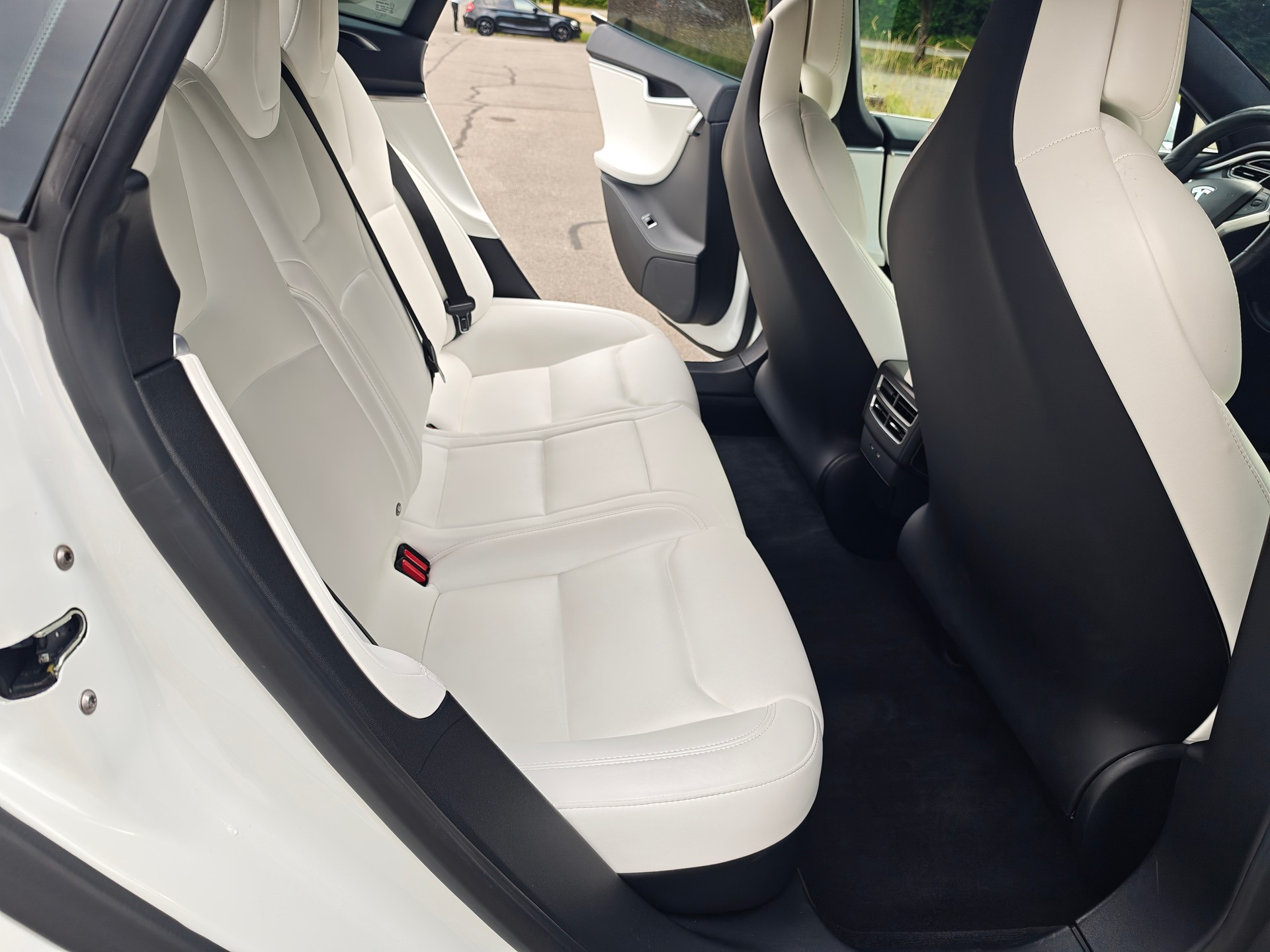 TESLA 75 D-image-4