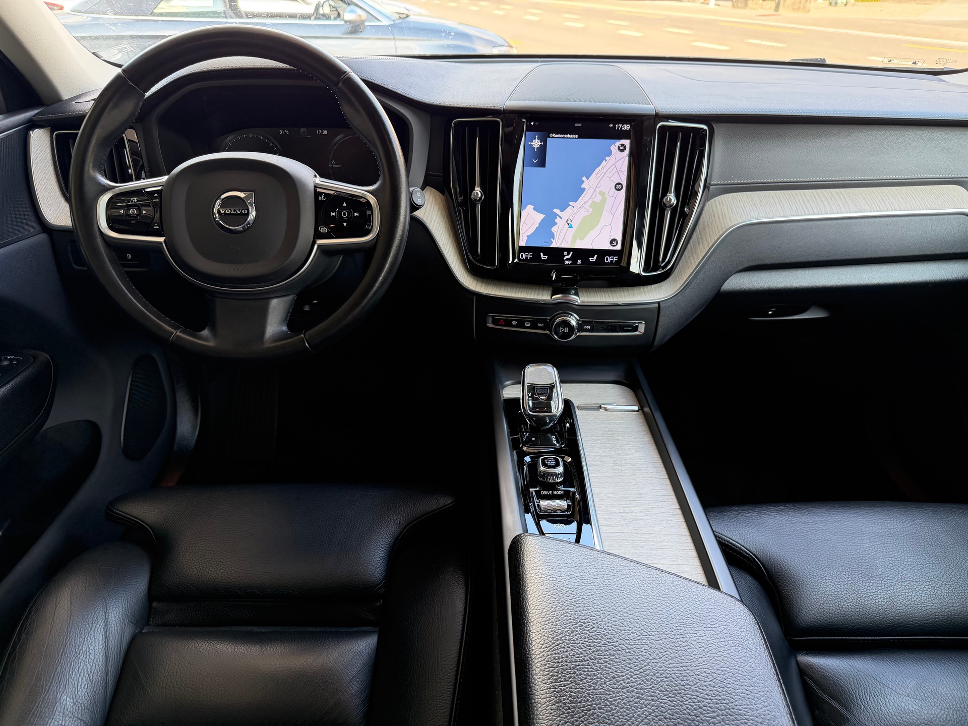 VOLVO XC60 T8 eAWD Inscription Geartronic-image-6