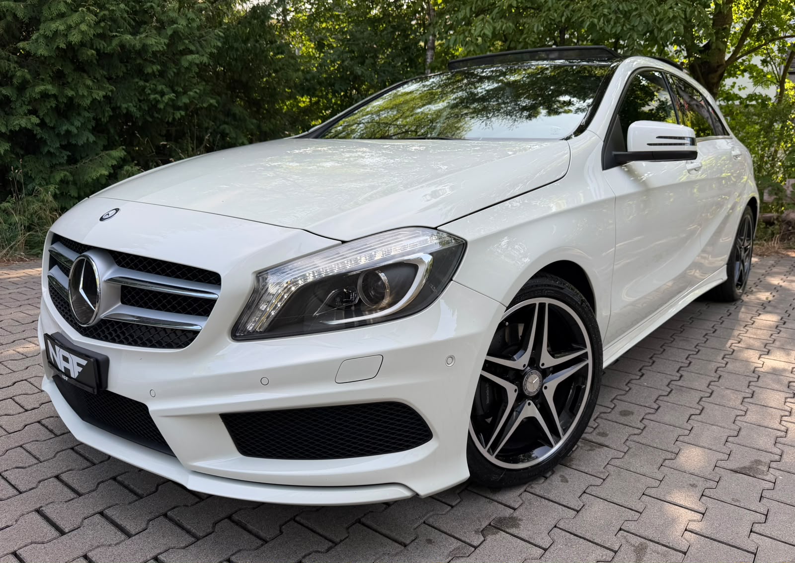 MERCEDES-BENZ A 250 AMG Line 4Matic 7G-DCT-image-0
