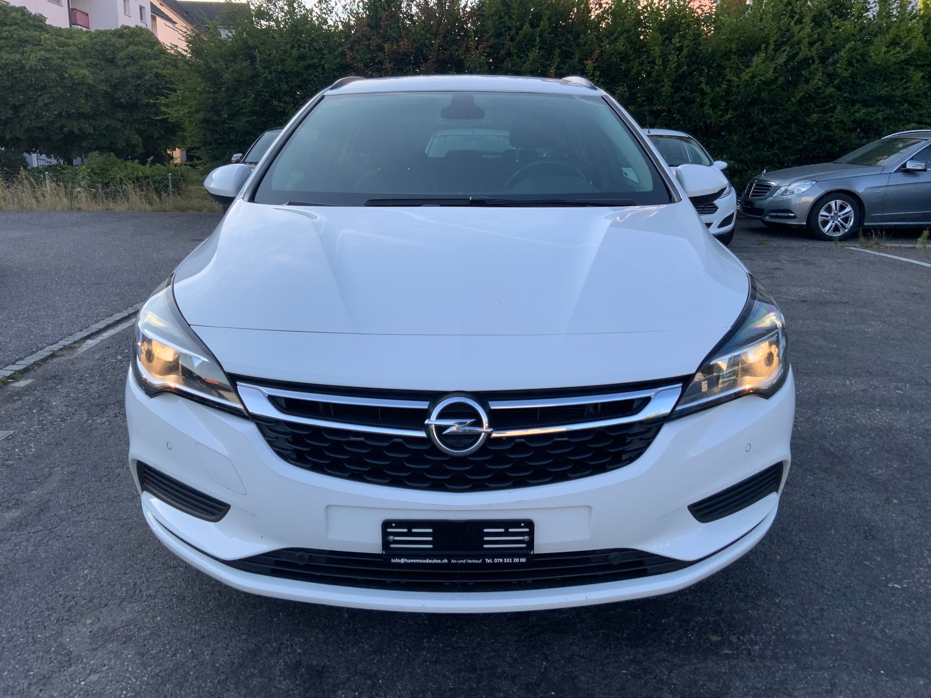 OPEL Astra Sports Tourer 1.4i Turbo Dynamic Automatic-image-0