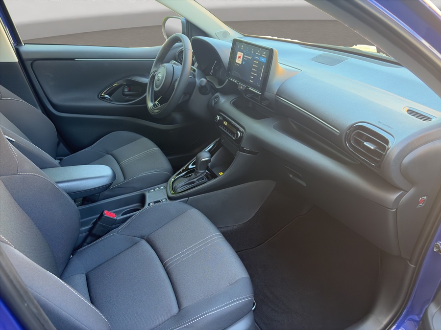 TOYOTA Yaris 1.5 Trend e-CVT-image-9