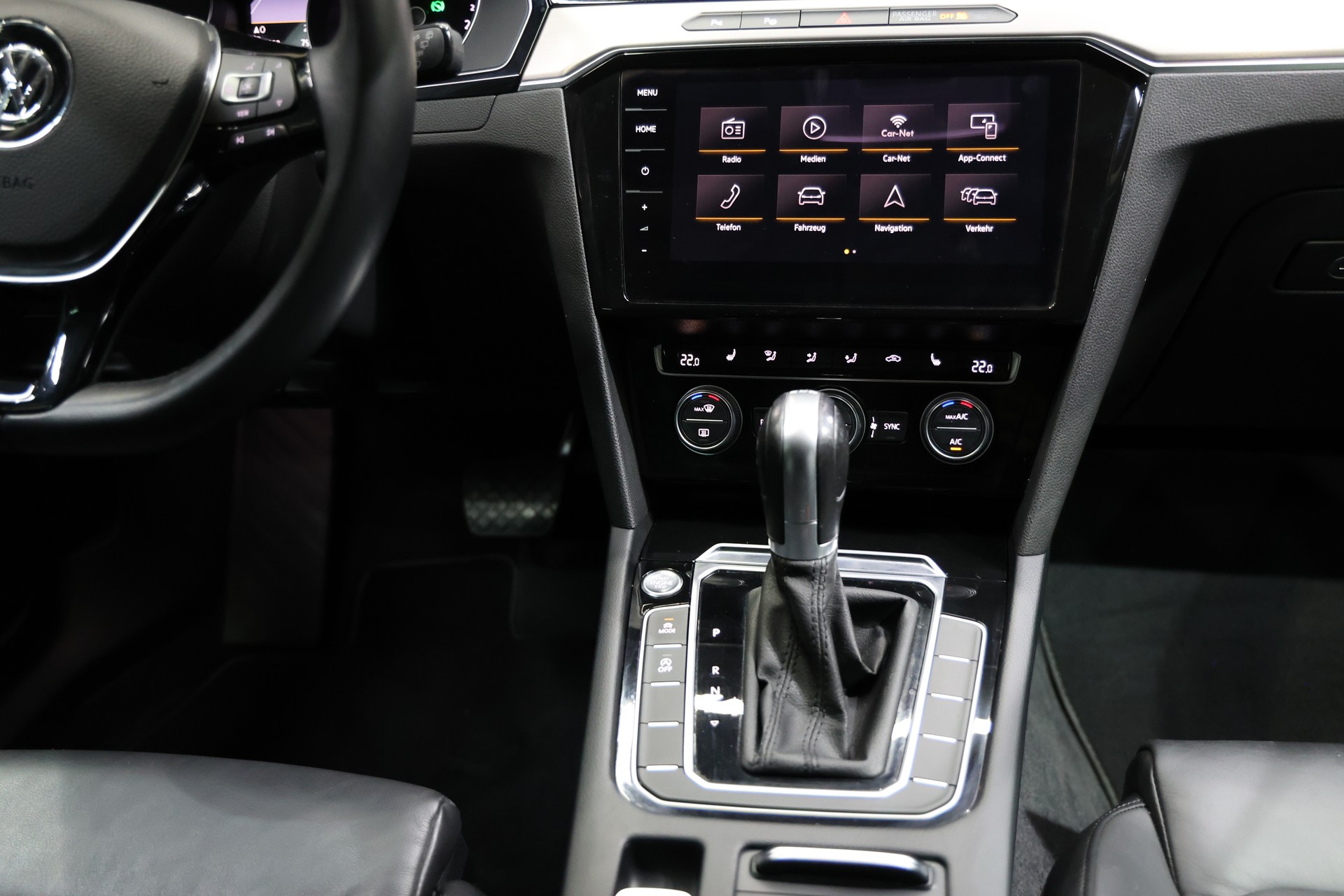 VW Passat Variant 2.0 TDI BMT Highline DSG-image-21