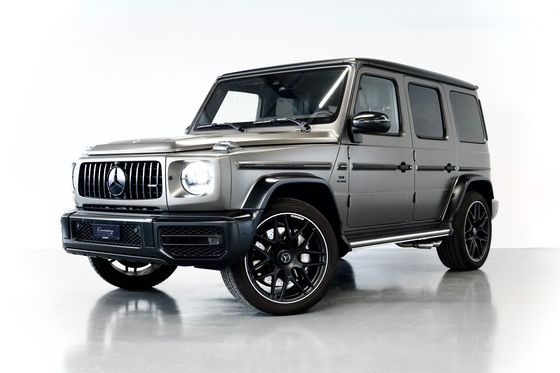 MERCEDES-BENZ G 63 AMG | SONDERLACKIERUNG AMG | CARBON PAKET-image-22