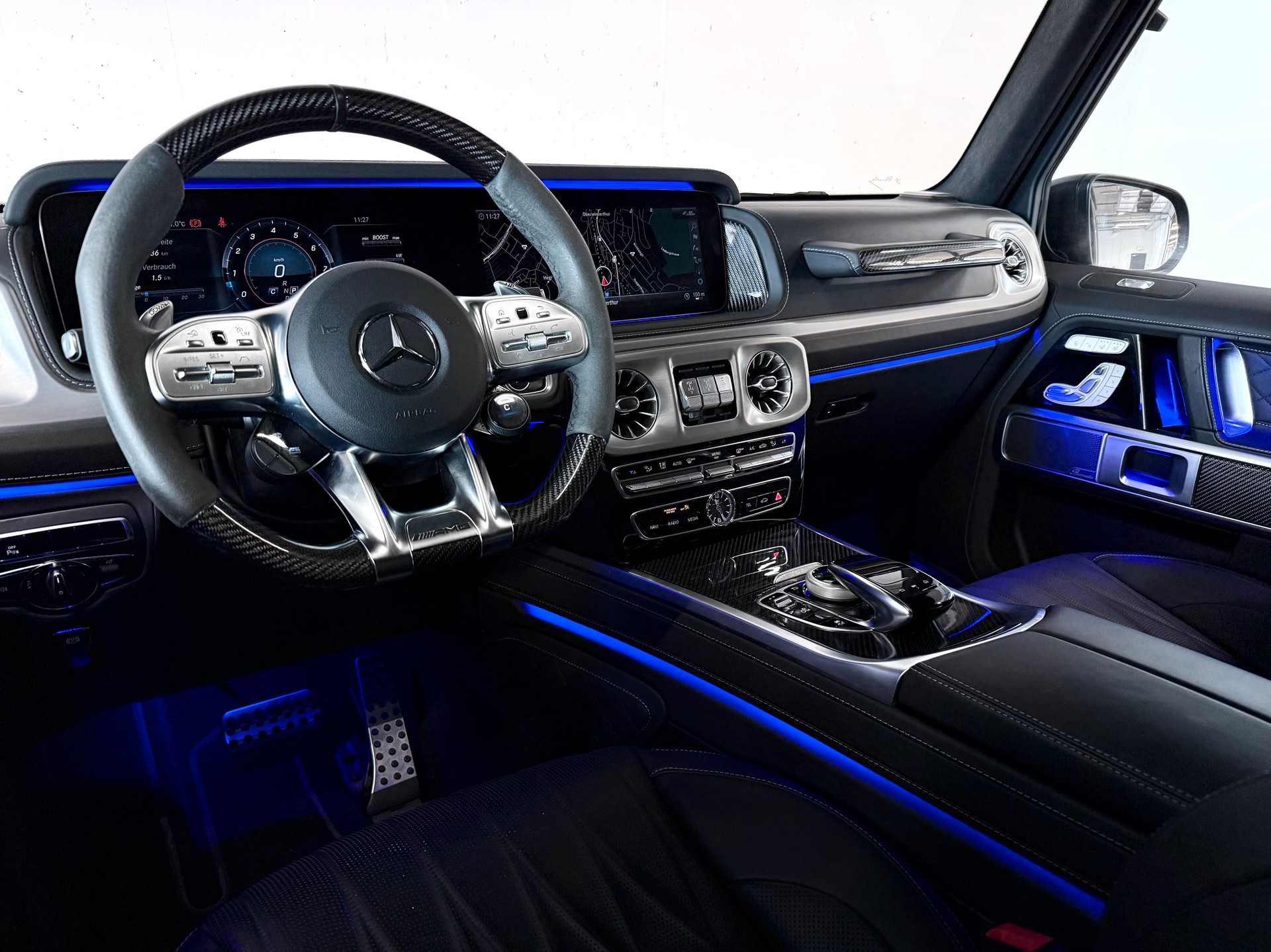 MERCEDES-BENZ G 63 AMG | SONDERLACKIERUNG AMG | CARBON PAKET-image-8