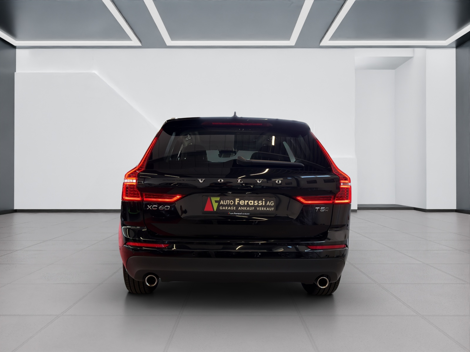 VOLVO XC60 T5 AWD Momentum Geartronic-image-4