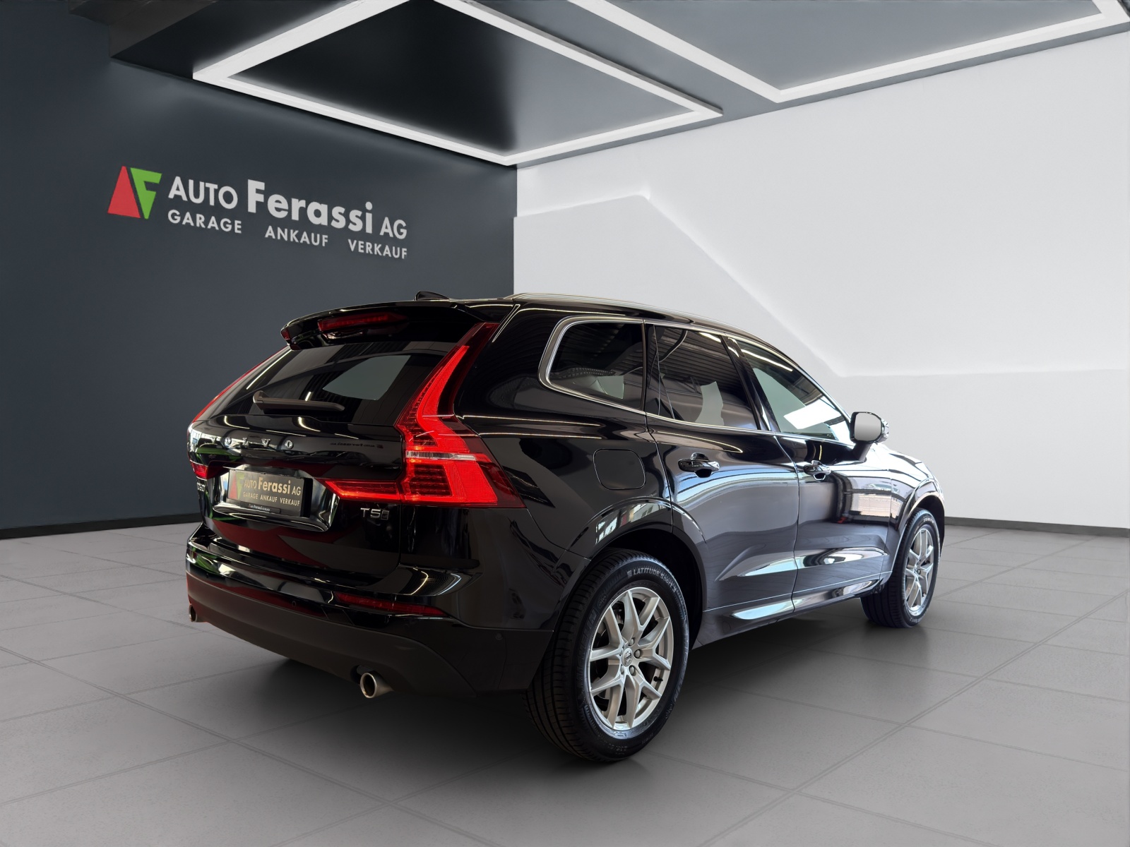 VOLVO XC60 T5 AWD Momentum Geartronic-image-5