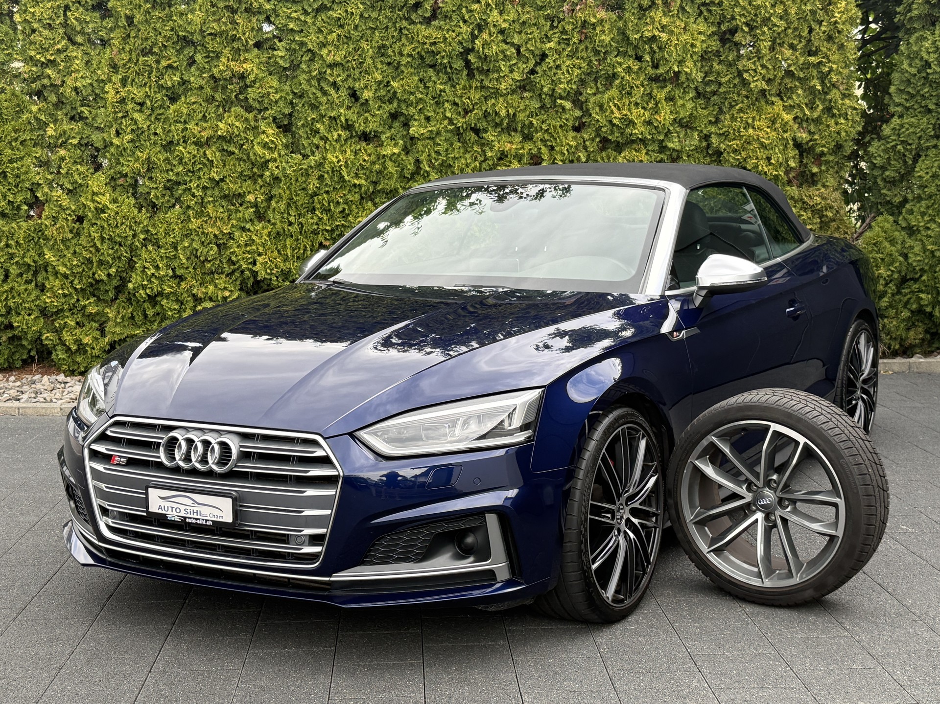 AUDI S5 Cabriolet 3.0 TFSI quattro tiptronic-image-2