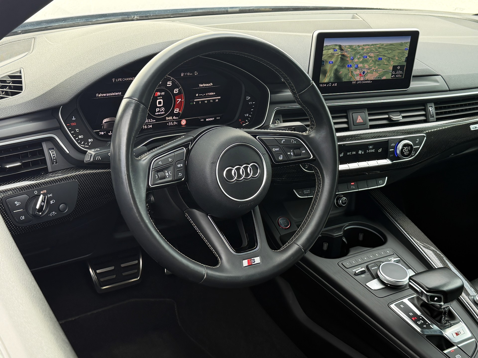 AUDI S5 Cabriolet 3.0 TFSI quattro tiptronic-image-16
