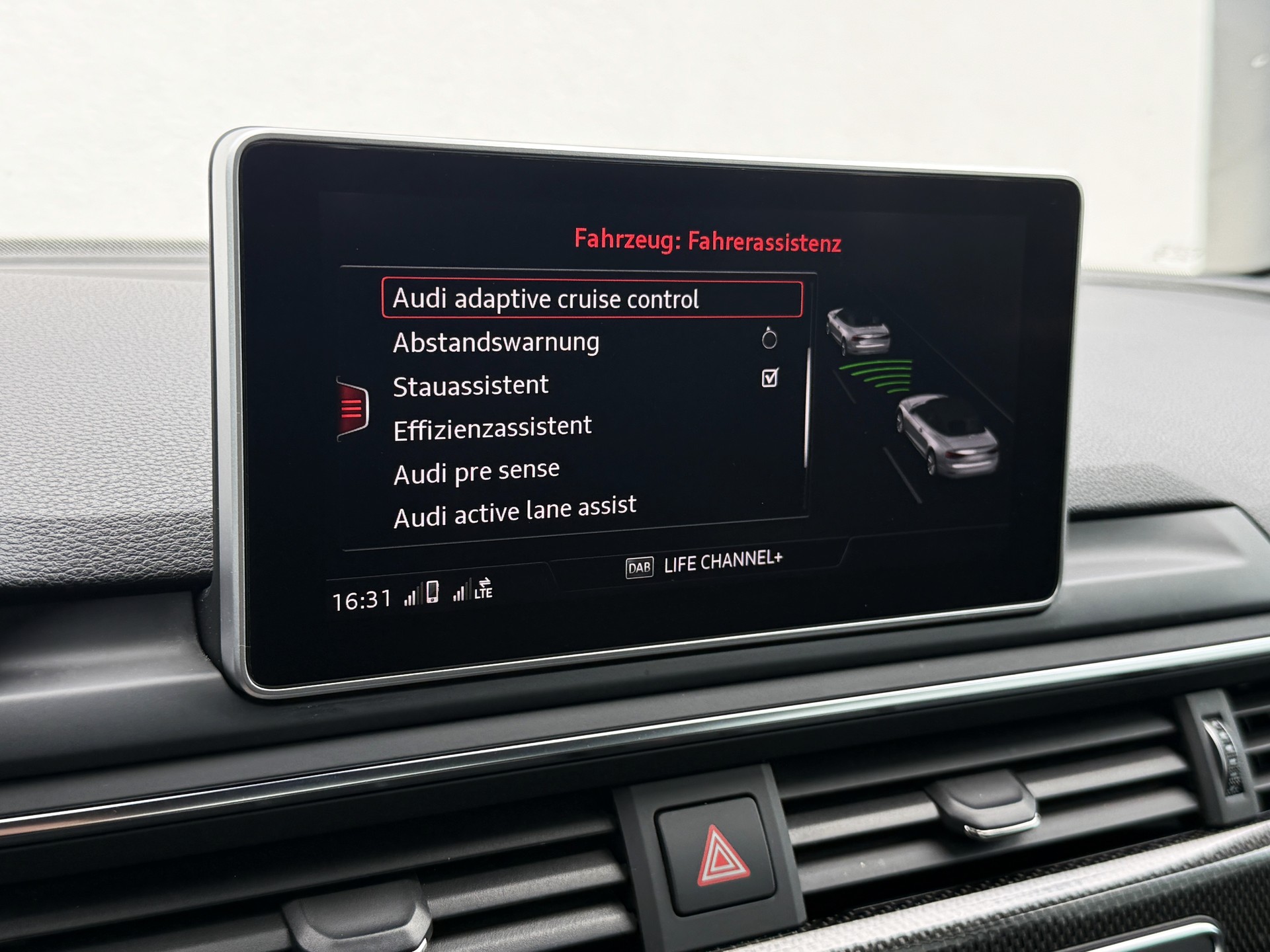 AUDI S5 Cabriolet 3.0 TFSI quattro tiptronic-image-28