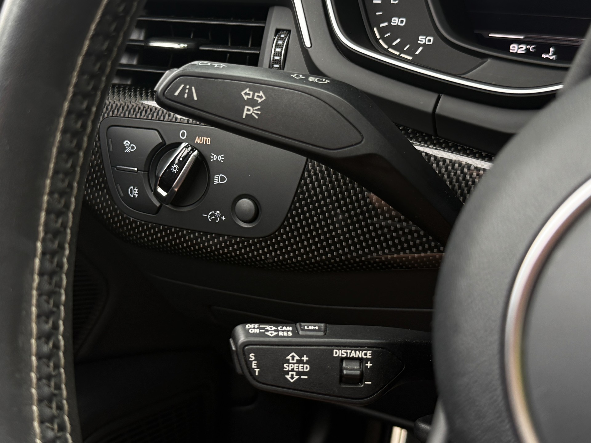 AUDI S5 Cabriolet 3.0 TFSI quattro tiptronic-image-24