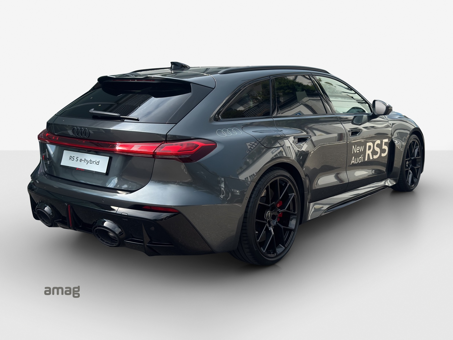 AUDI RS 5 Avant TFSI 470 kW Tiptronic quattro-image-4