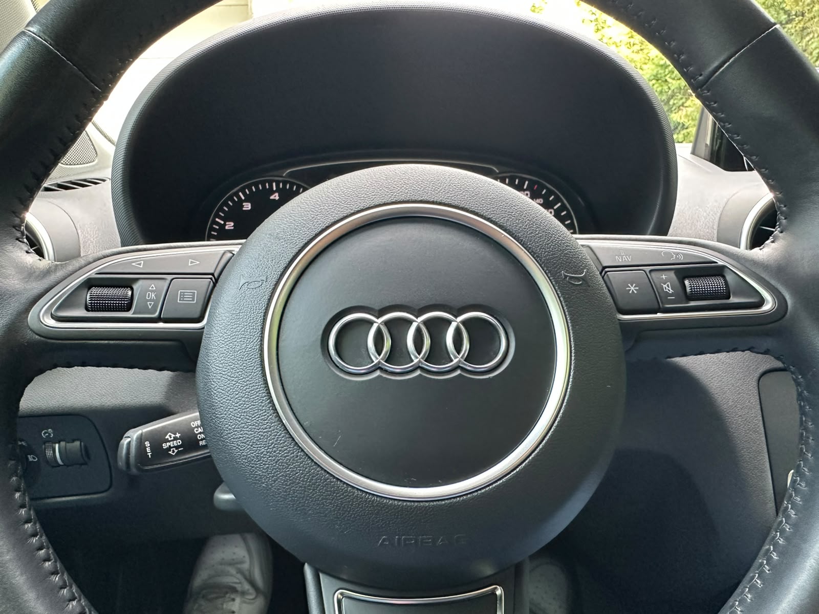 AUDI A1 Sportback 1.0 TFSI-image-21