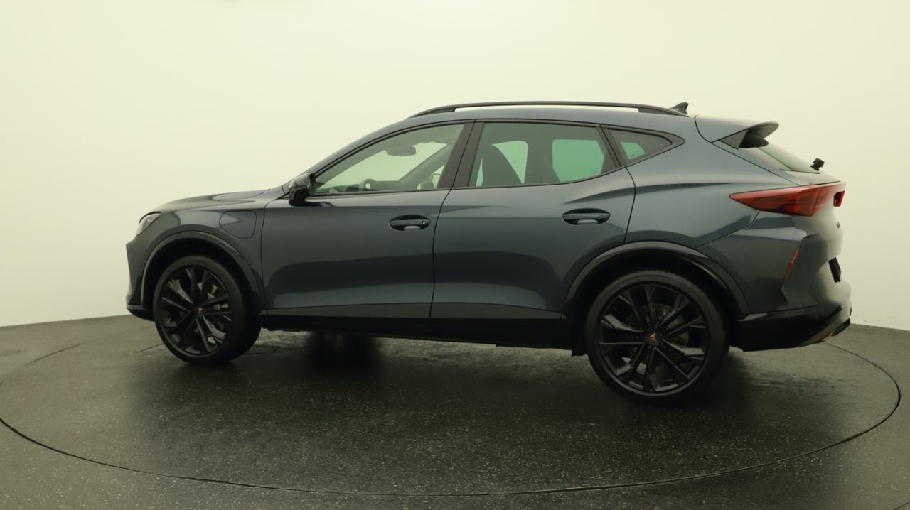 CUPRA Formentor 1.5 e-HYBRID pHEV VZ Black Edition-image-2