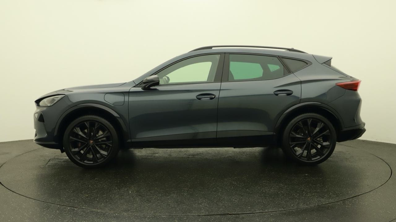 CUPRA Formentor 1.5 e-HYBRID pHEV VZ Black Edition-image-1