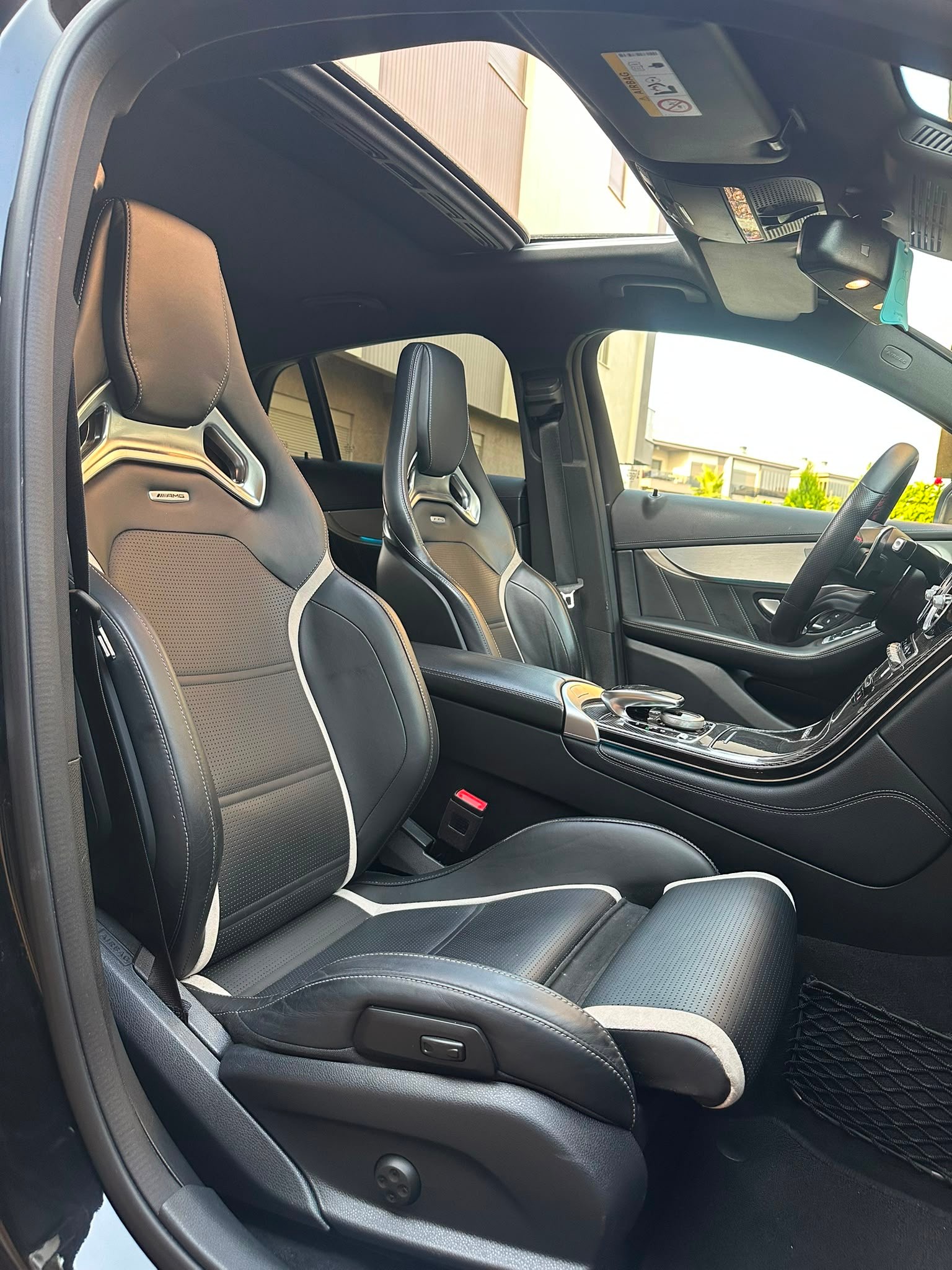 MERCEDES-BENZ GLC 63 S AMG 4m+-image-4
