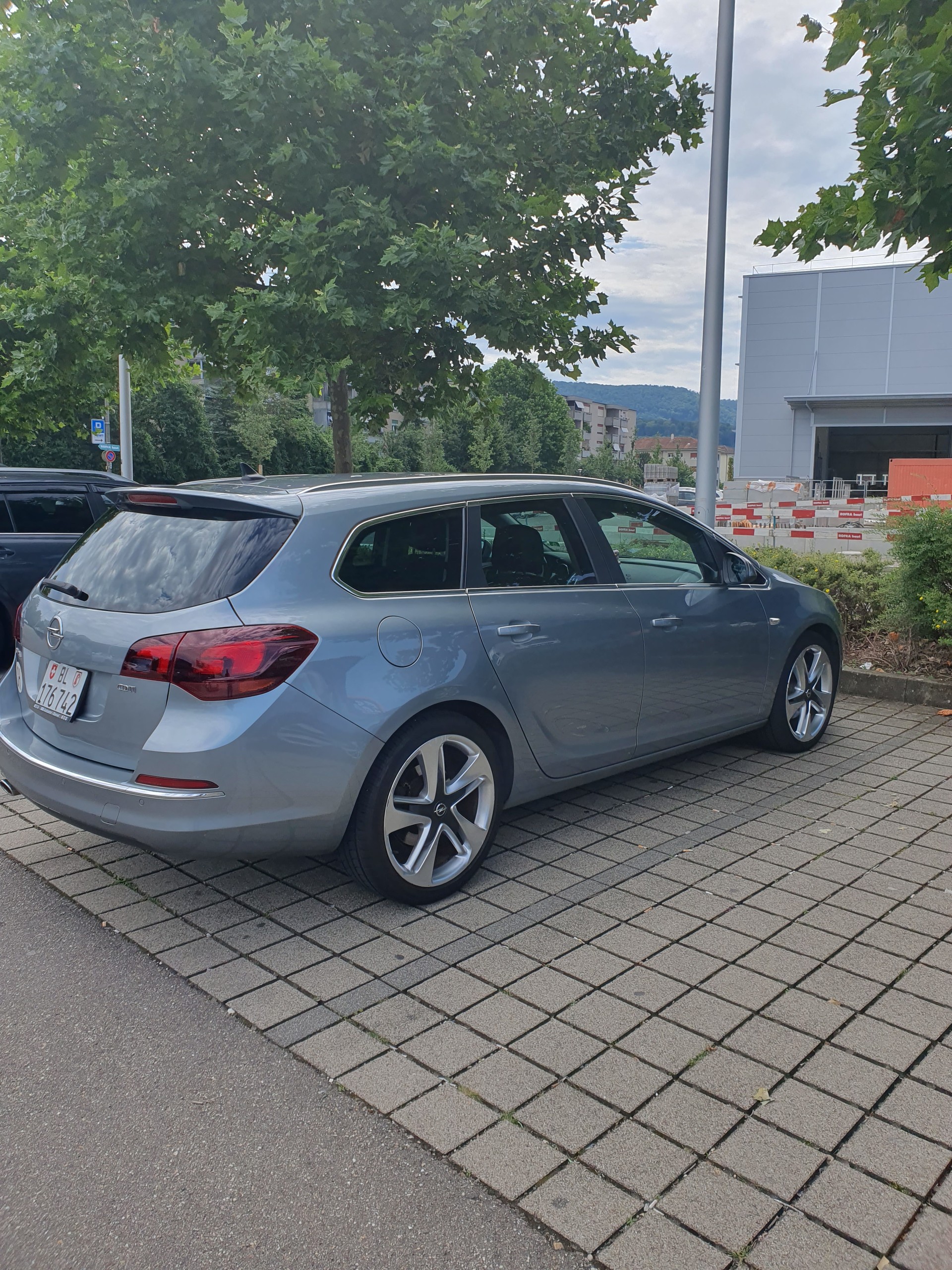 OPEL 2.0 CDTI Sport S/S-image-1