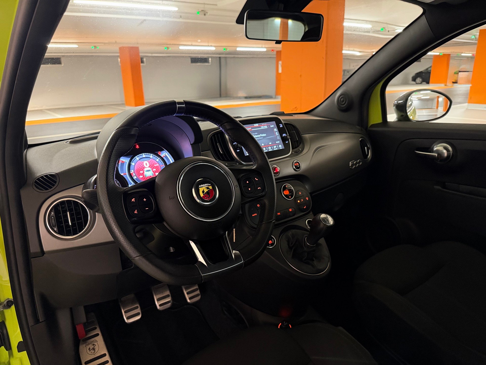 FIAT 595 1.4 16V Turbo Abarth Pista - 70th Anniversary-image-10
