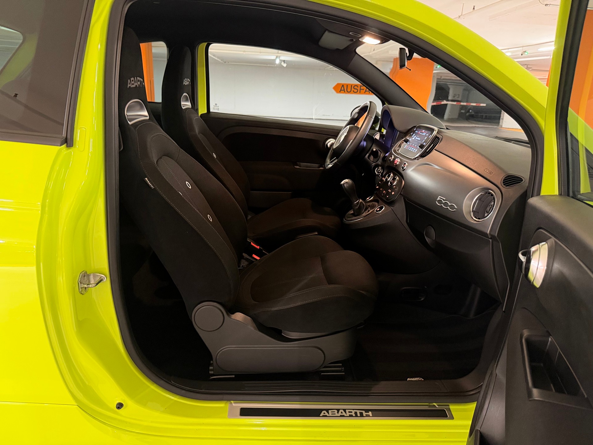 FIAT 595 1.4 16V Turbo Abarth Pista - 70th Anniversary-image-18