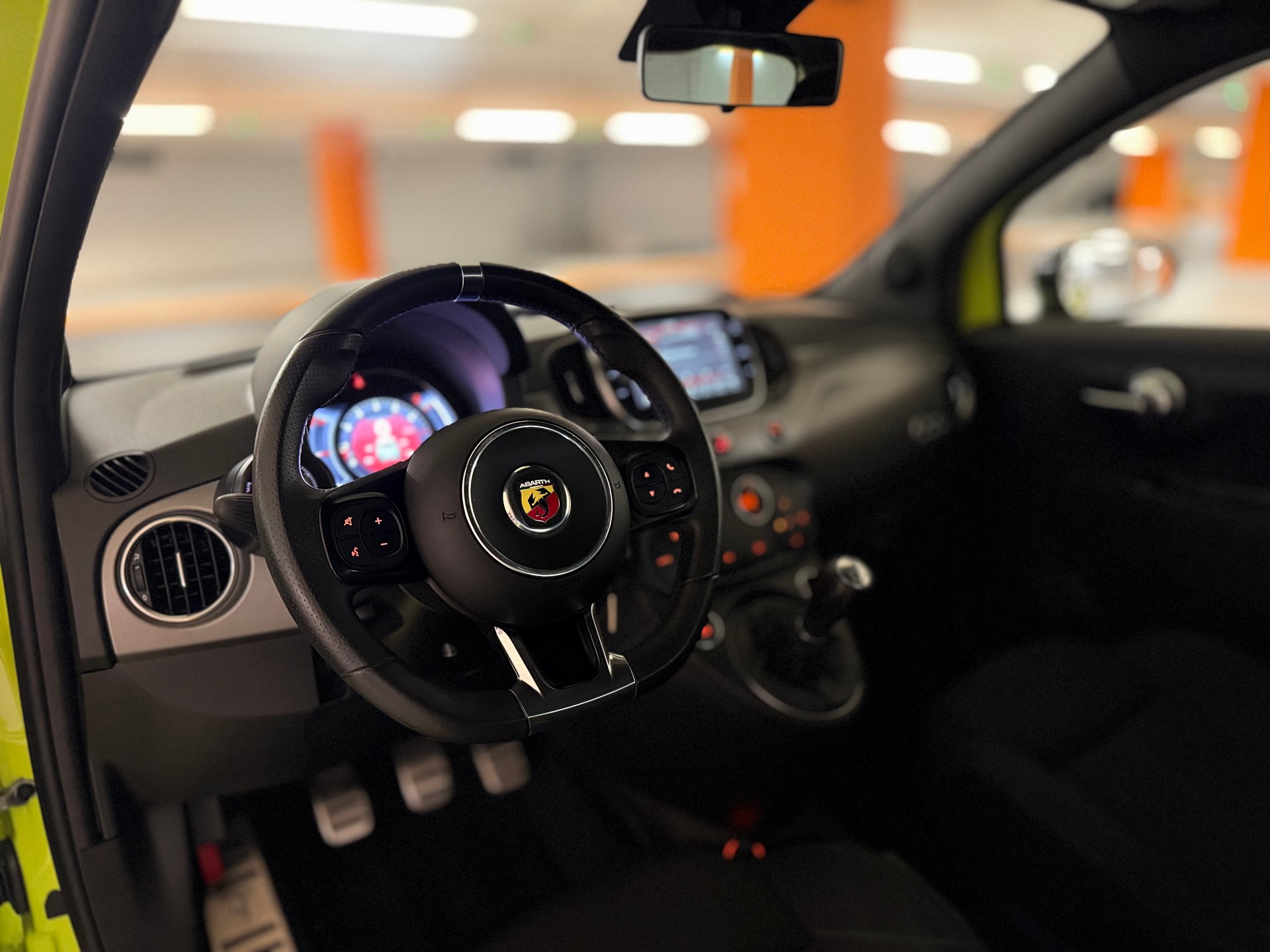 FIAT 595 1.4 16V Turbo Abarth Pista - 70th Anniversary-image-10