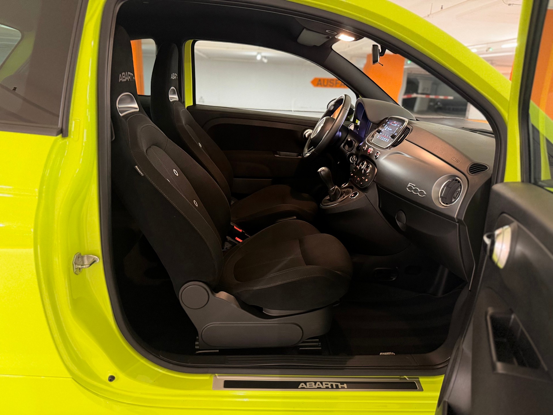 FIAT 595 1.4 16V Turbo Abarth Pista - 70th Anniversary-image-15