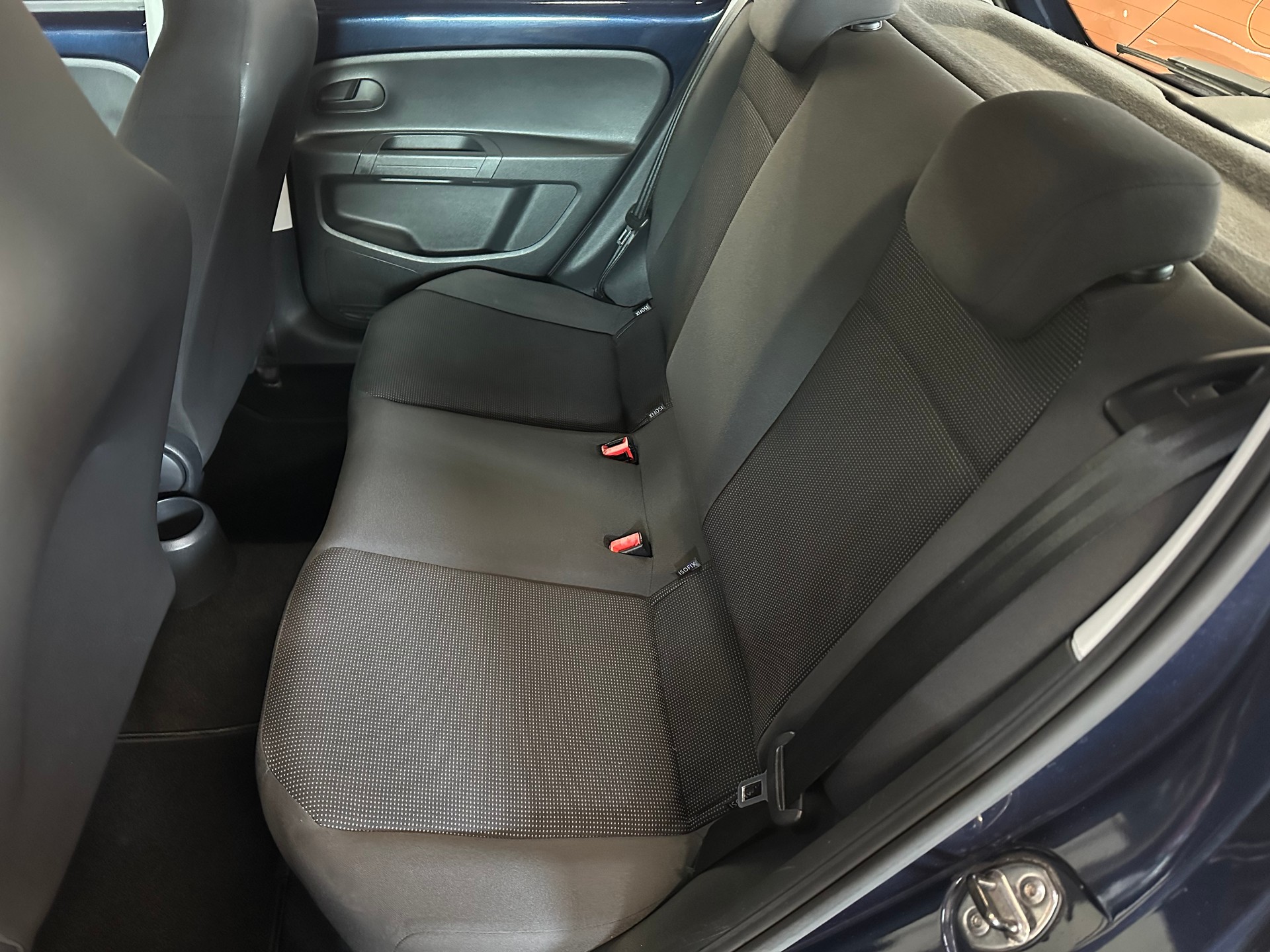 VW Up 1.0 take up-image-9