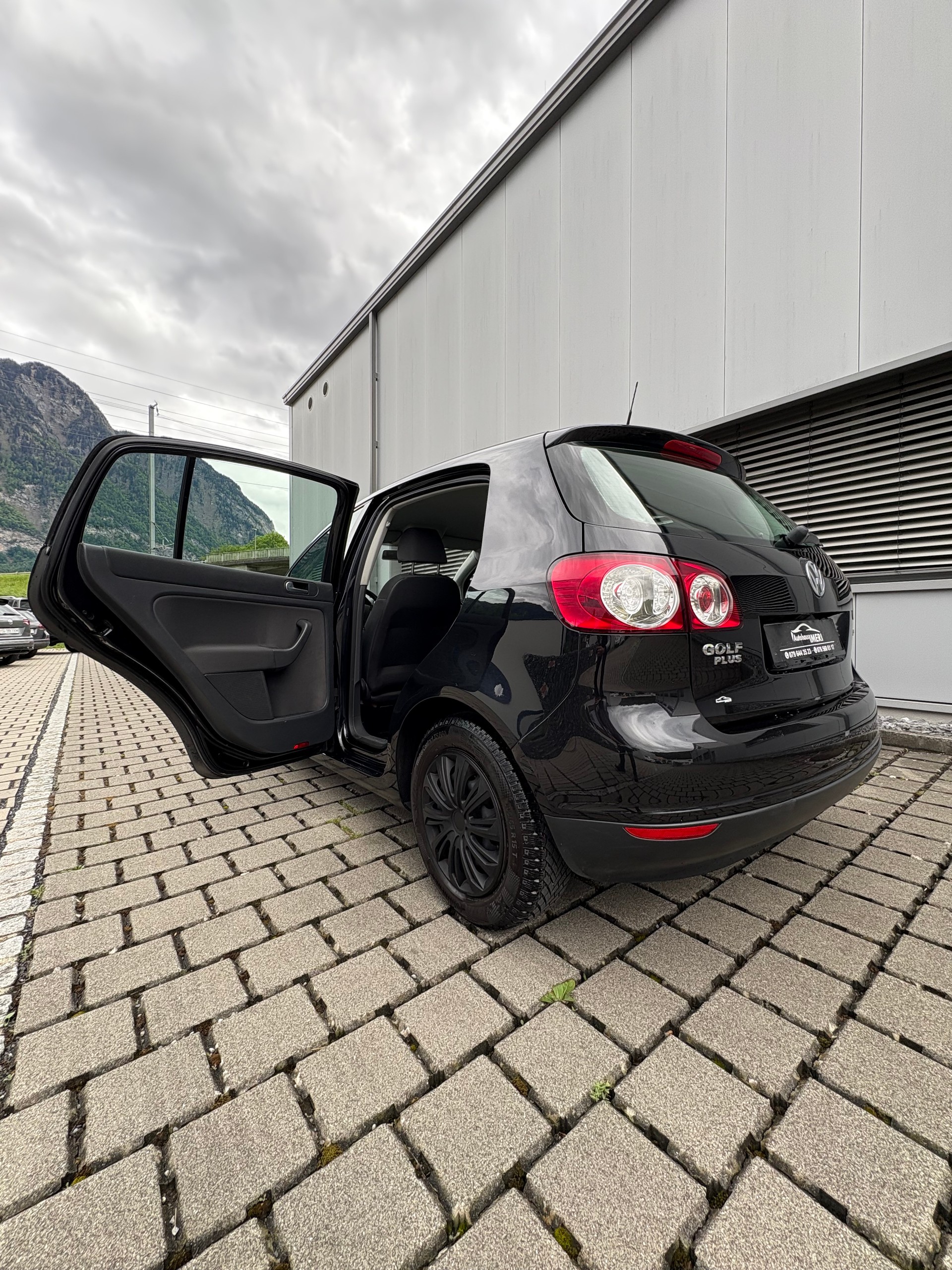 VW Golf Plus 1.9 TDI Comfortline Ab Service-image-14