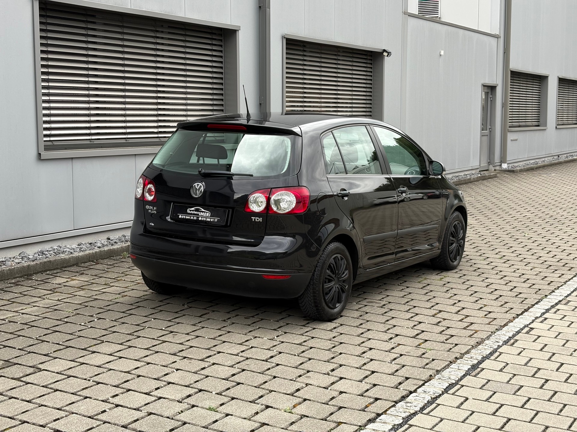 VW Golf Plus 1.9 TDI Comfortline Ab Service-image-8