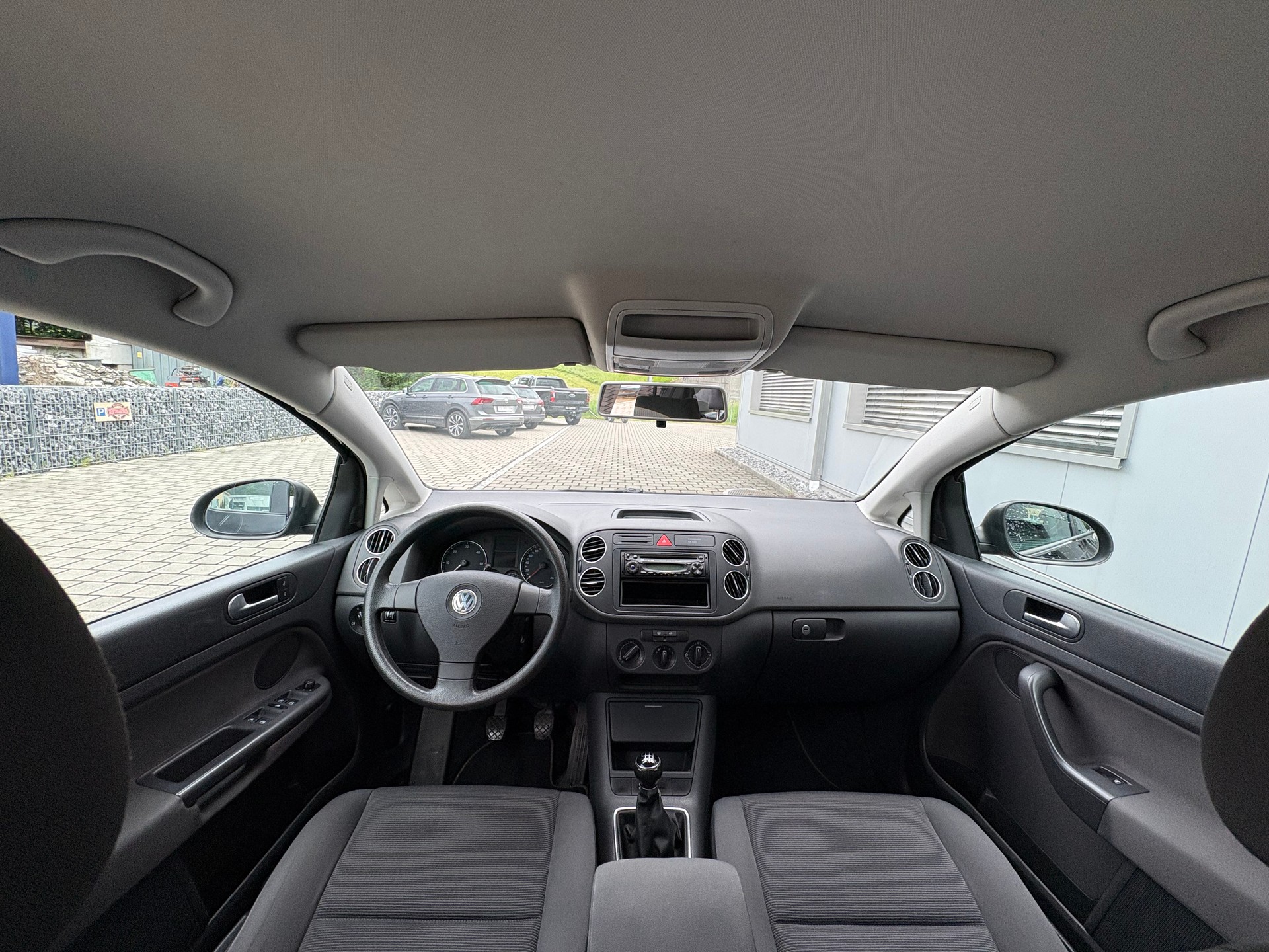VW Golf Plus 1.9 TDI Comfortline Ab Service-image-13