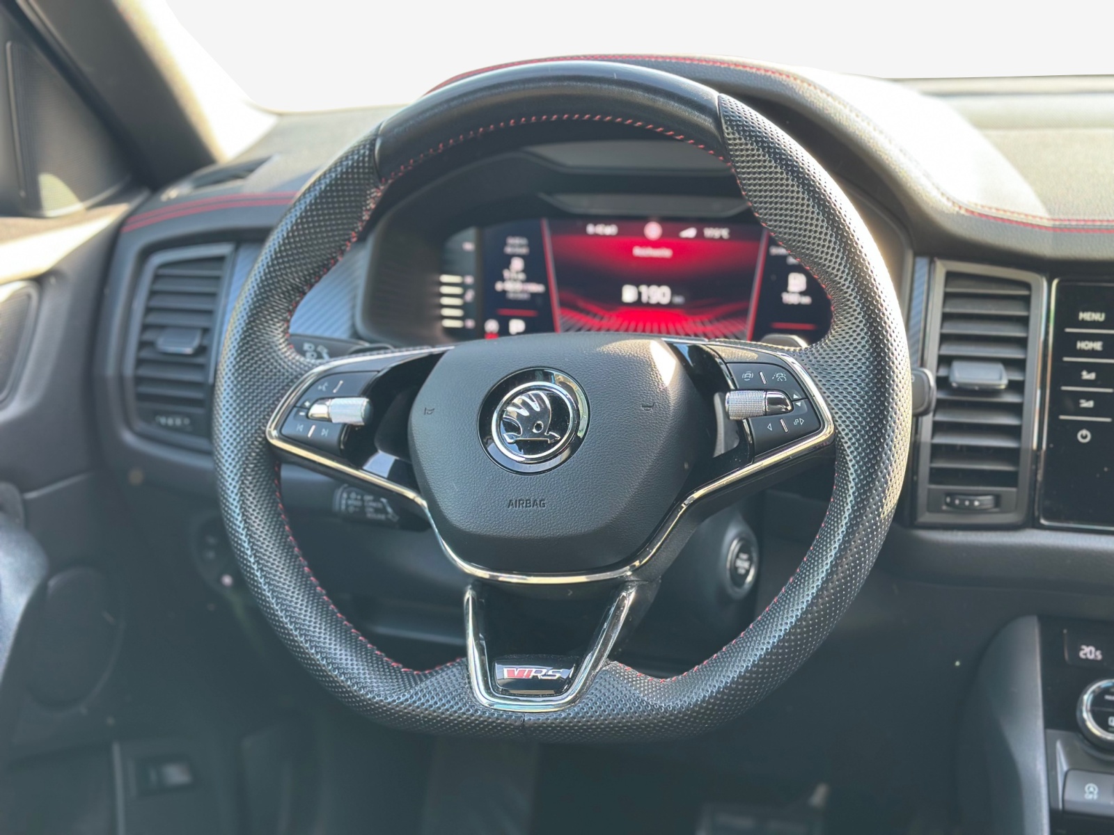 SKODA Kodiaq 2.0 TSI 4x4 RS-image-9