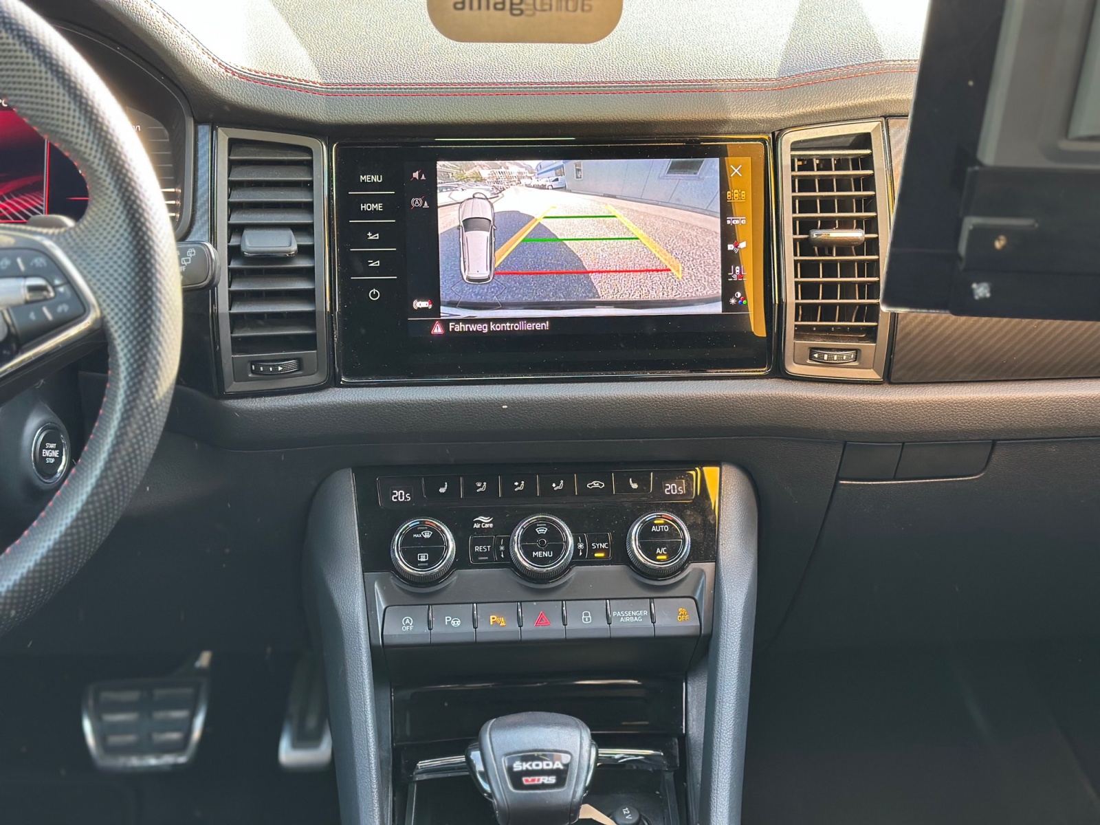 SKODA Kodiaq 2.0 TSI 4x4 RS-image-10