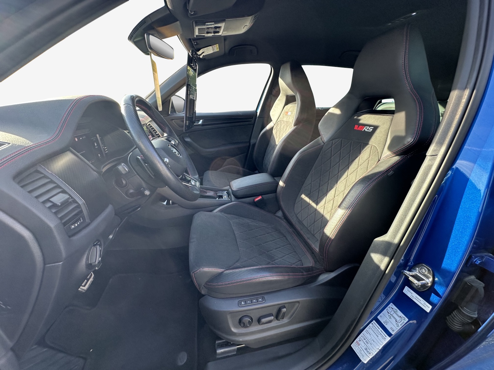 SKODA Kodiaq 2.0 TSI 4x4 RS-image-7