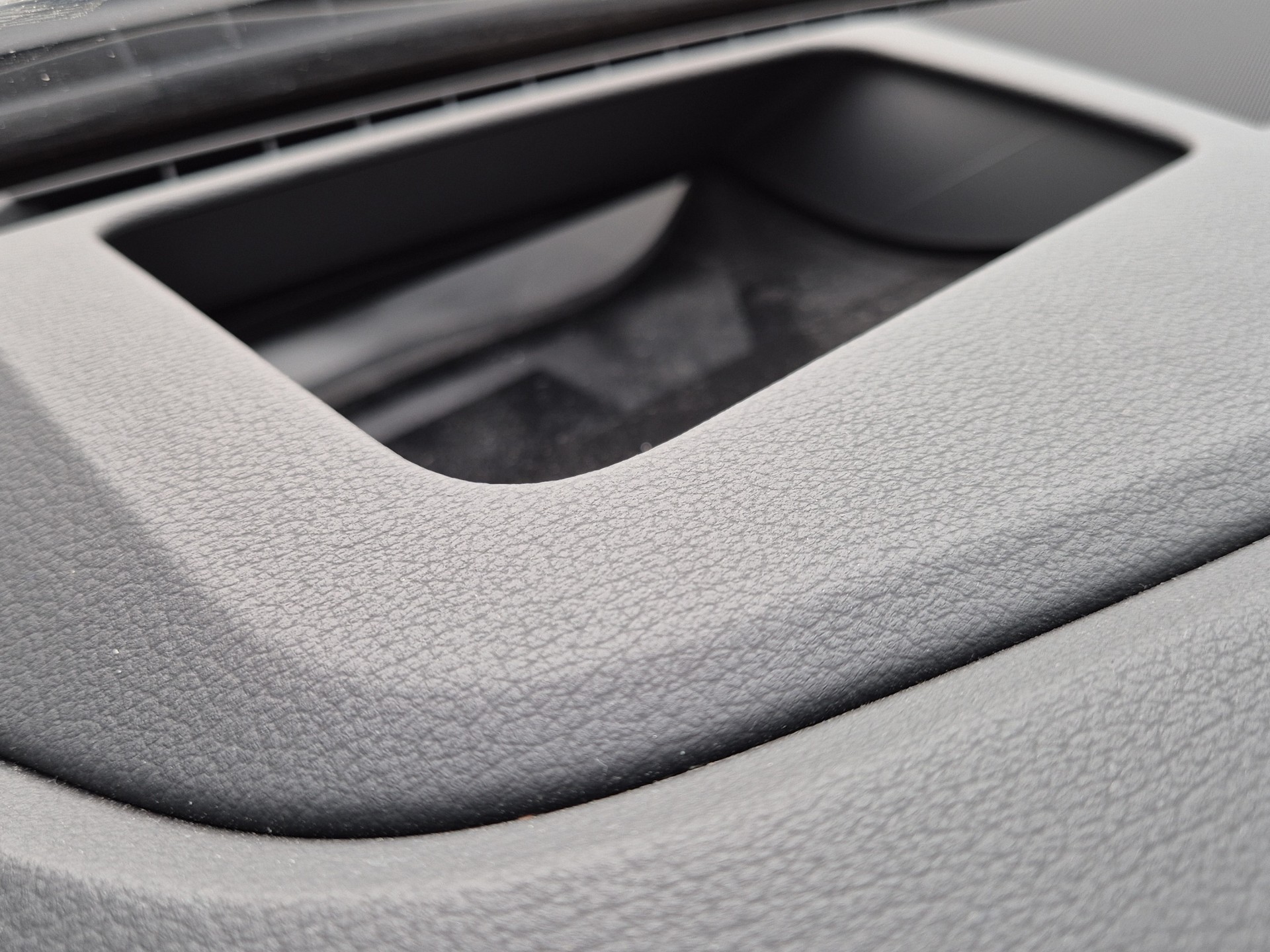 AUDI A8 60 TFSI e quattro tiptronic-image-12
