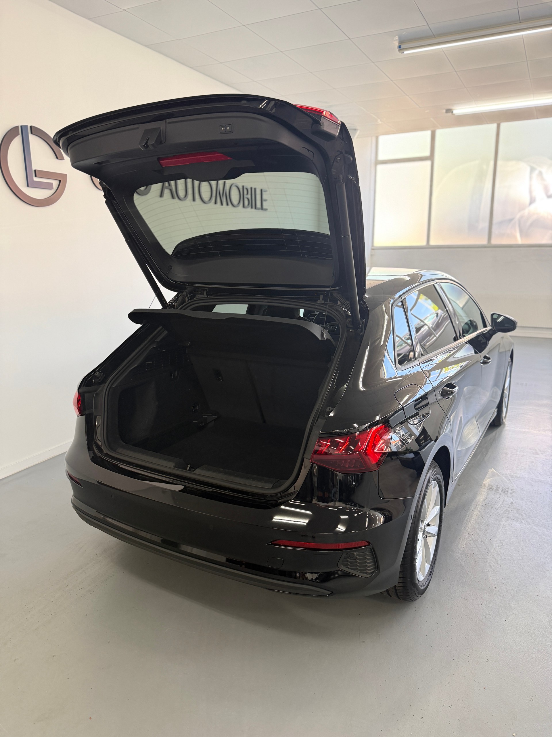 AUDI A3 Sportback 35 TFSI advanced Attraction S-tronic-image-13