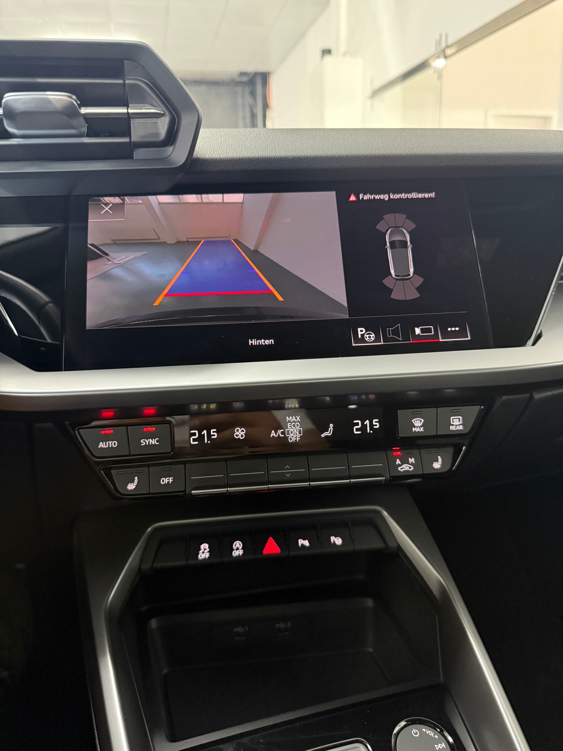 AUDI A3 Sportback 35 TFSI advanced Attraction S-tronic-image-11