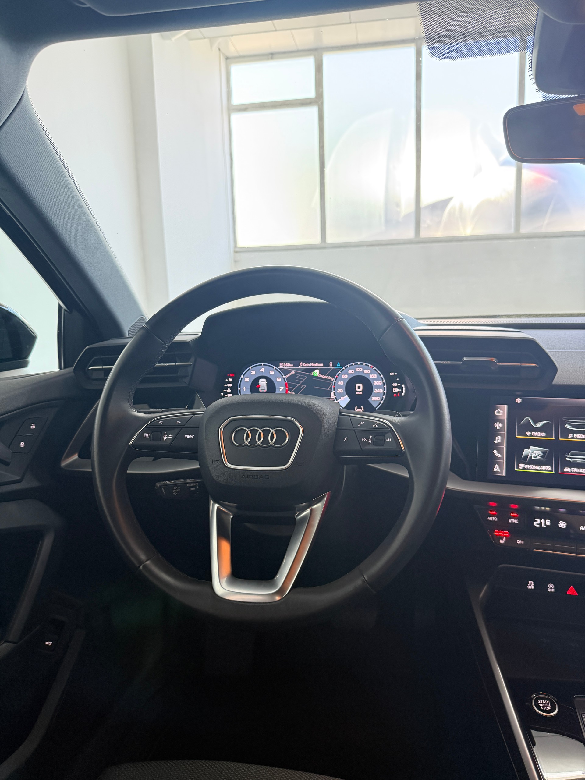 AUDI A3 Sportback 35 TFSI advanced Attraction S-tronic-image-10