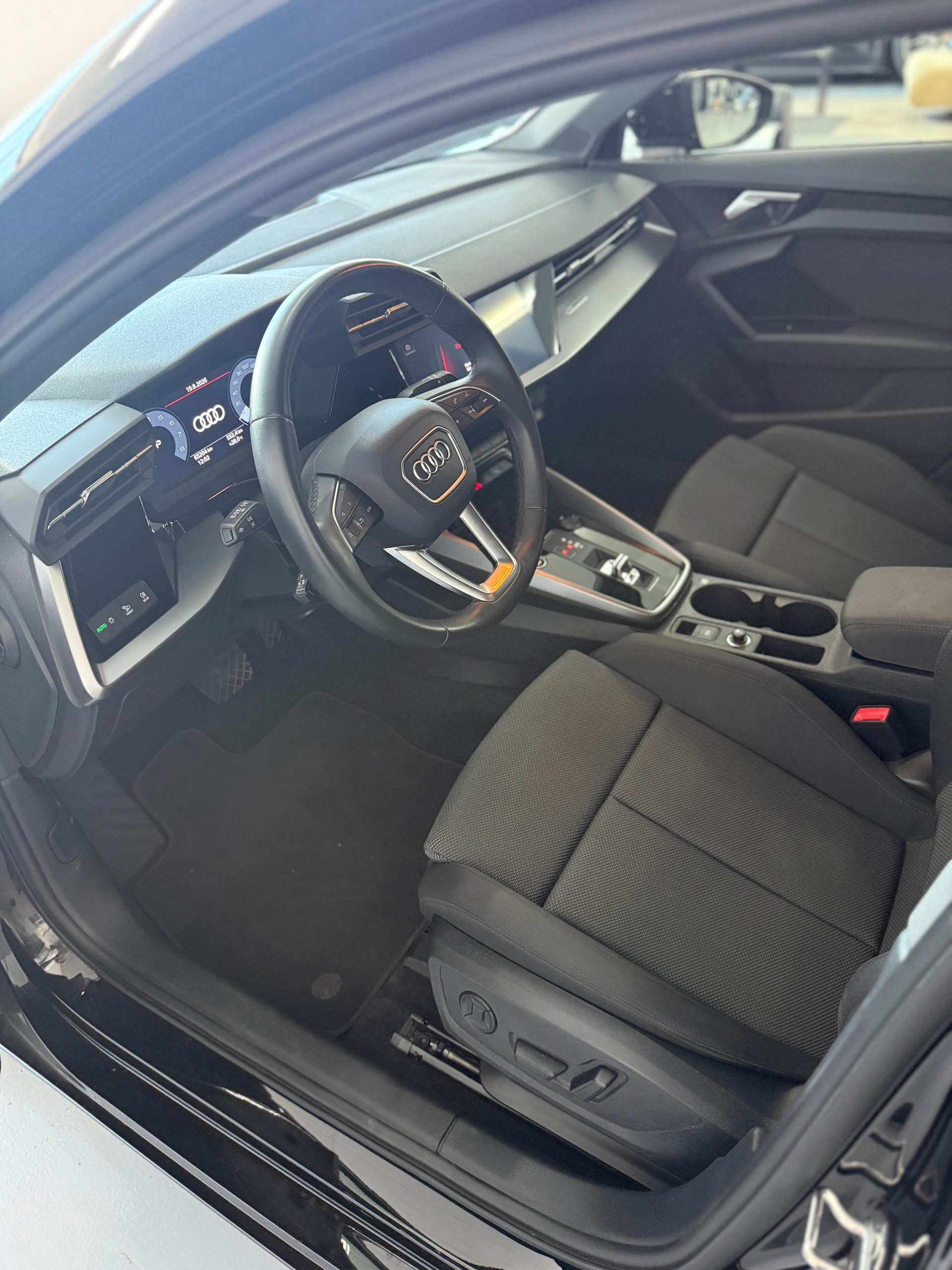 AUDI A3 Sportback 35 TFSI advanced Attraction S-tronic-image-6
