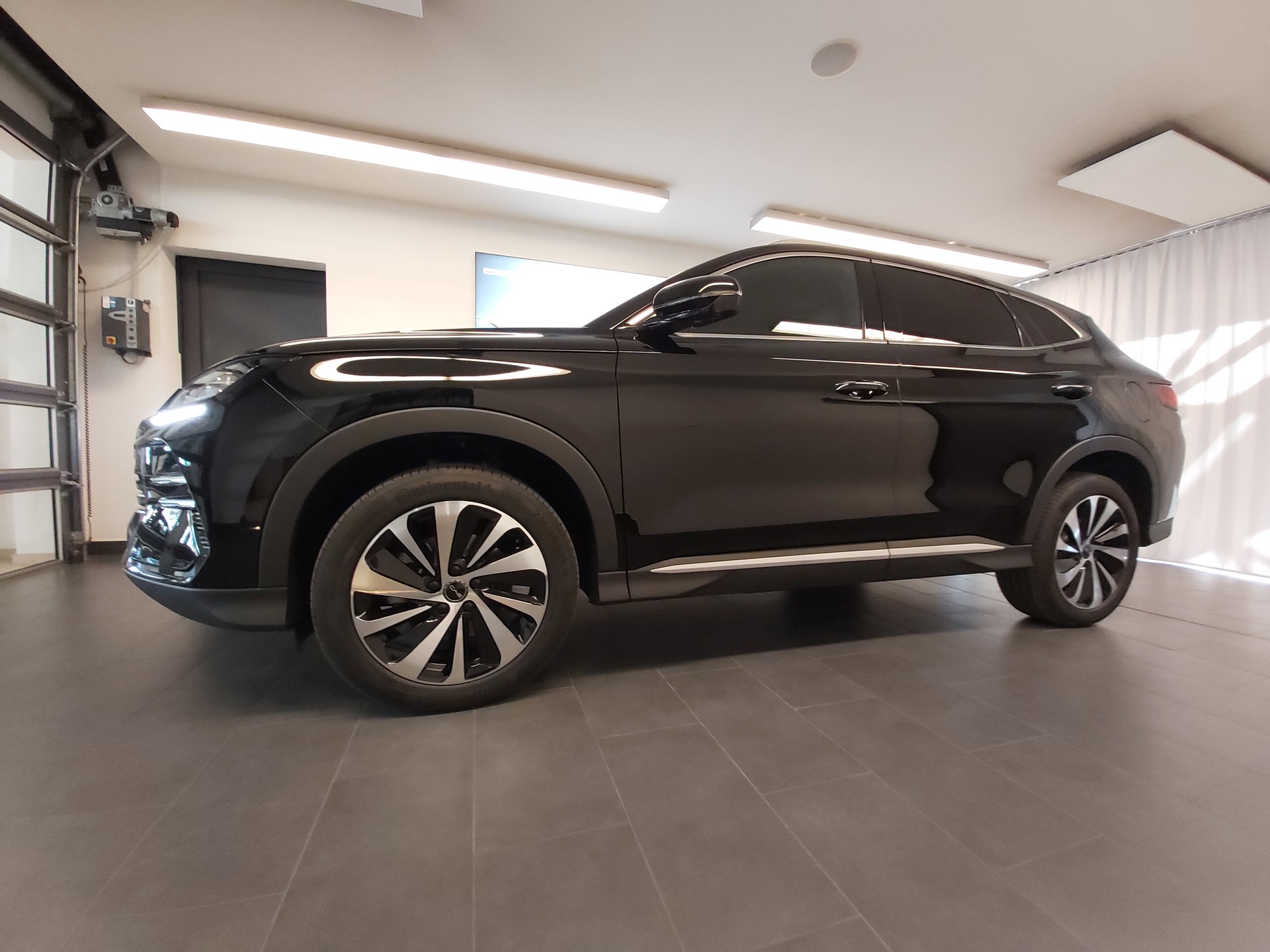 BYD Seal U DM-i Design AWD-image-3