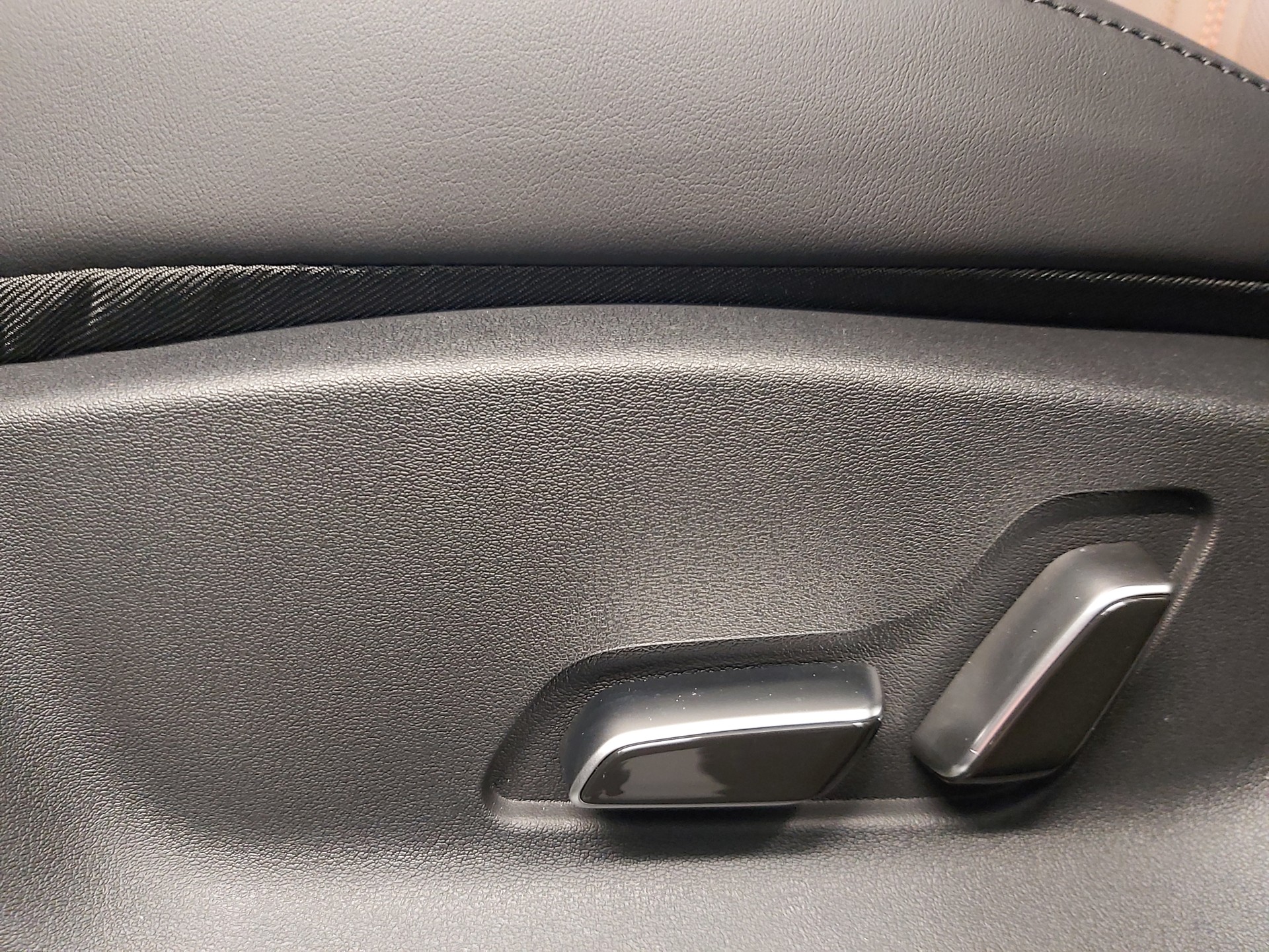 BYD Seal U DM-i Design AWD-image-15