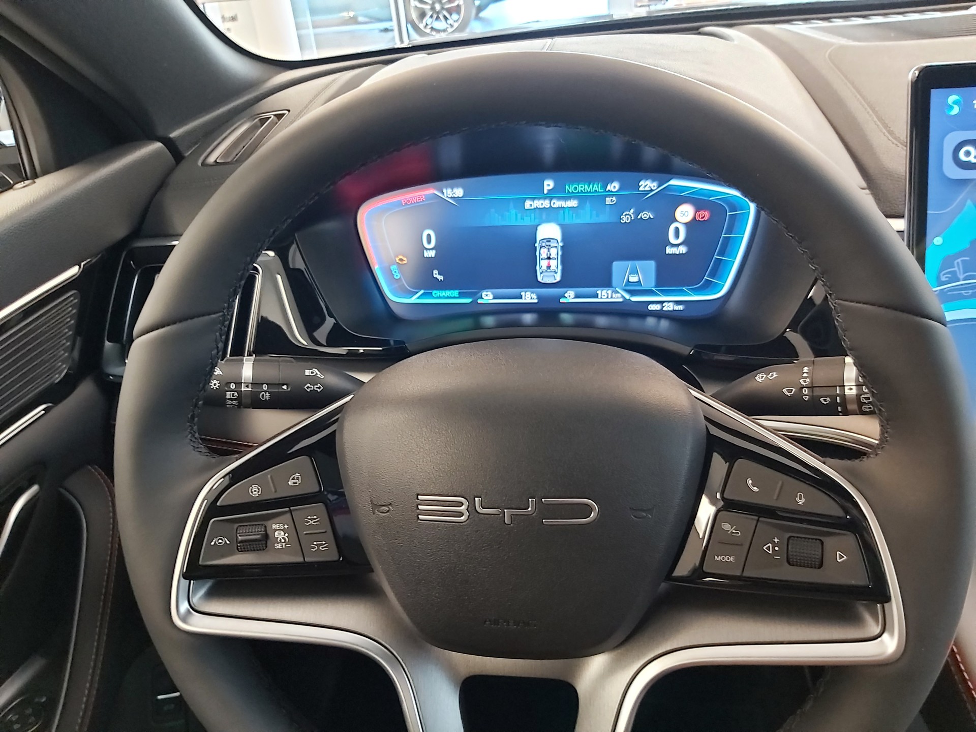 BYD Seal U DM-i Design AWD-image-12