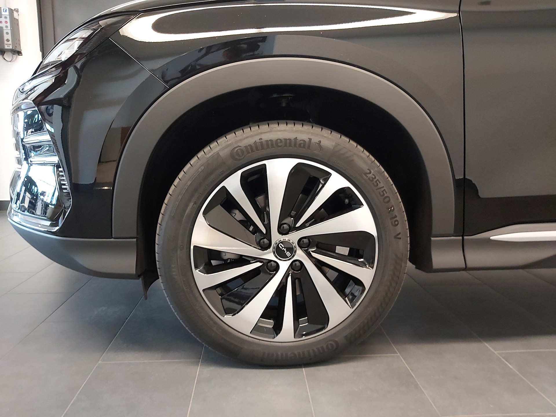 BYD Seal U DM-i Design AWD-image-2