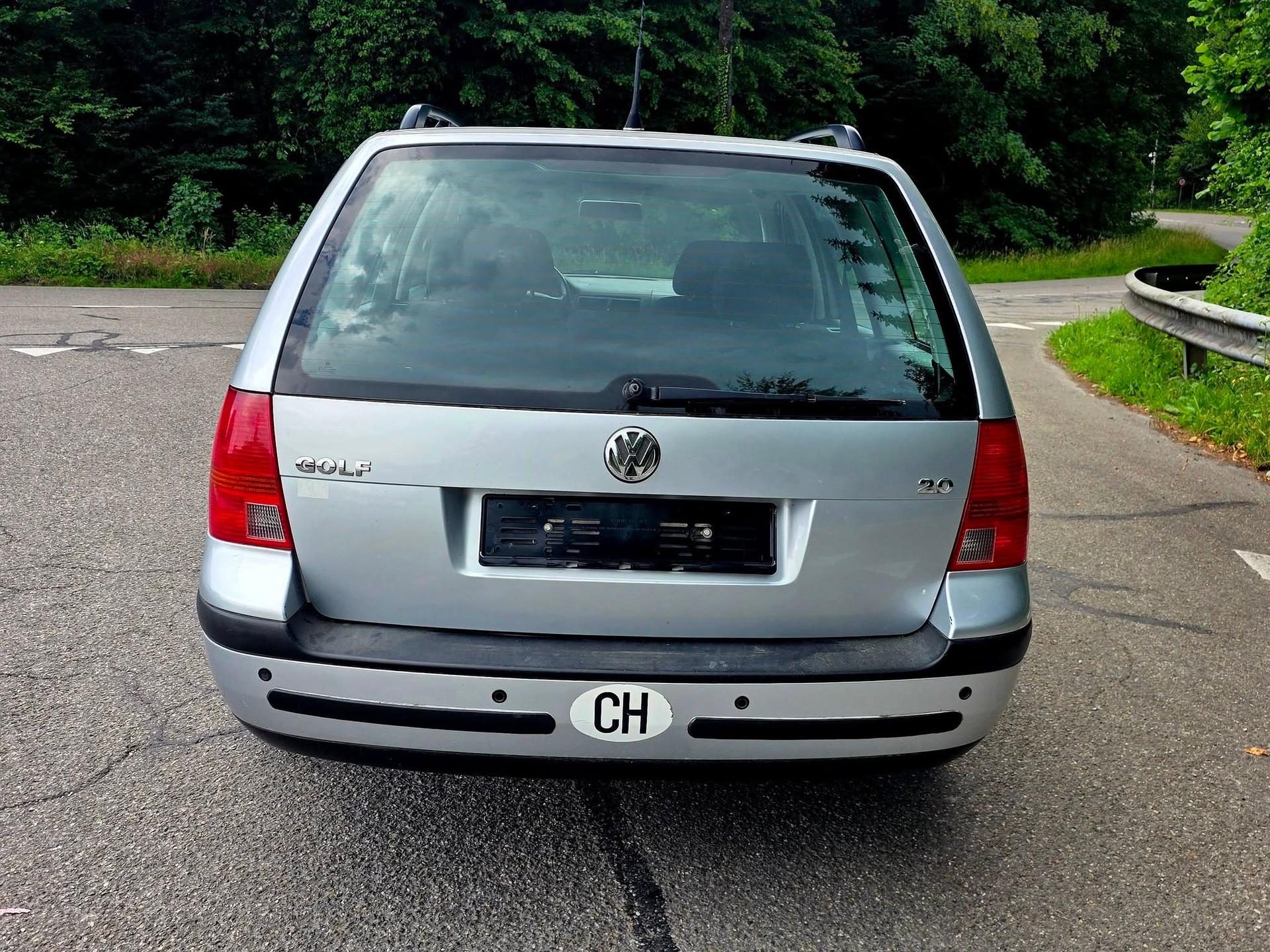 VW Golf Variant 2.0 Comfortline-image-5