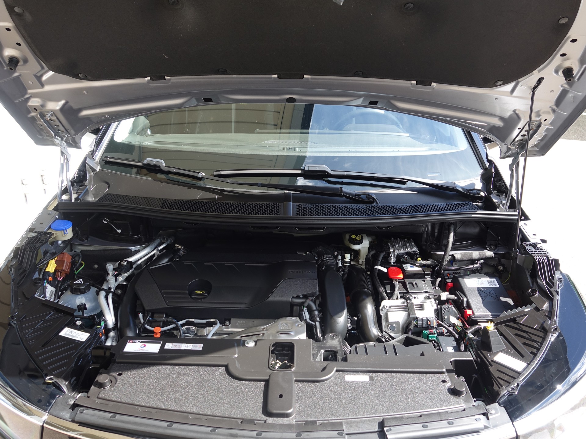 OPEL Grandland Hybrid4 GSe 300PS-image-7