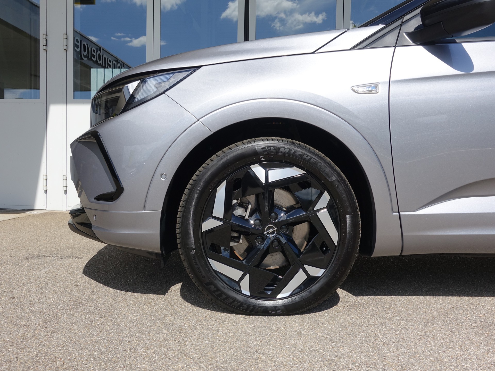 OPEL Grandland Hybrid4 GSe 300PS-image-6