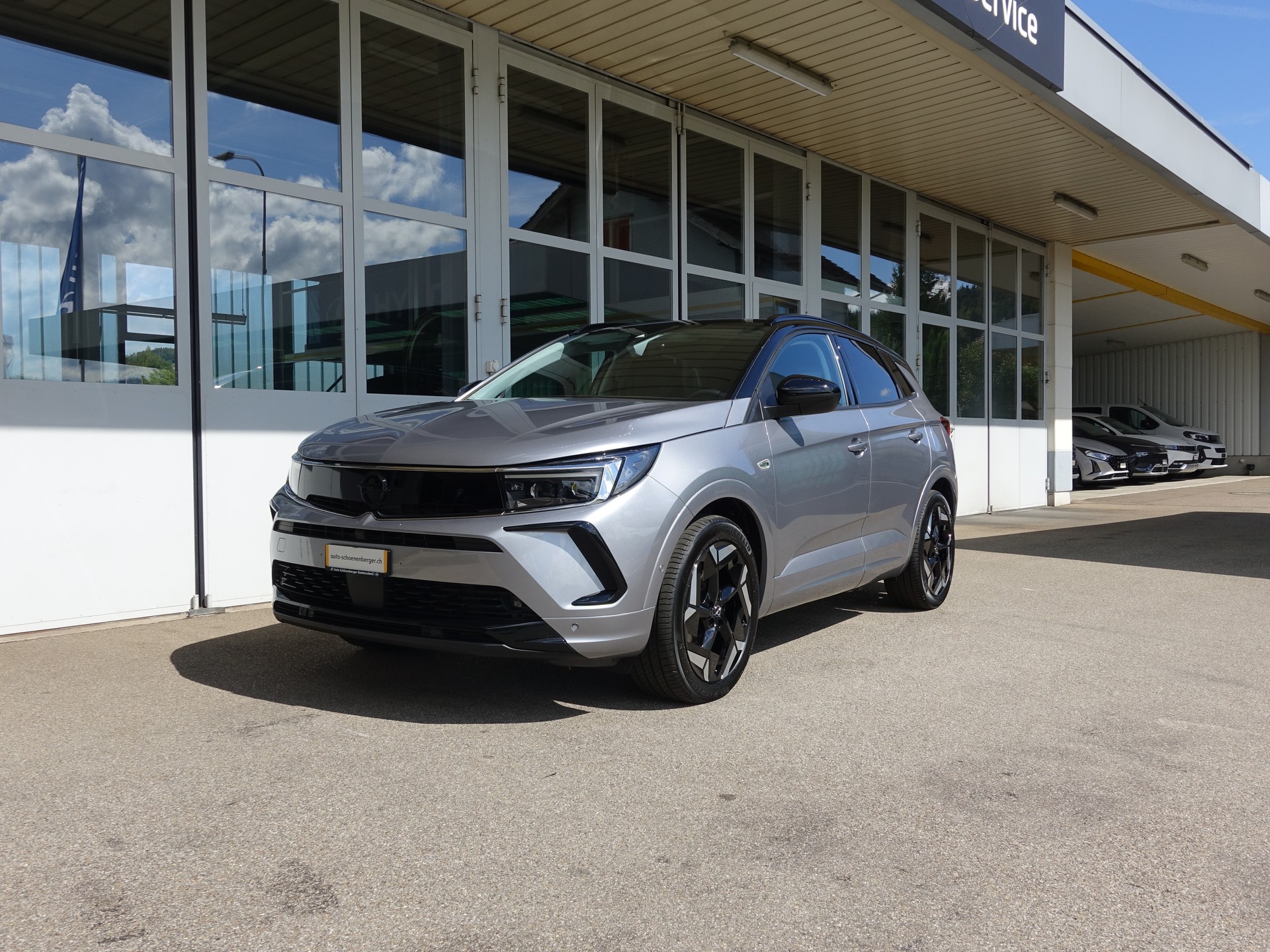 OPEL Grandland Hybrid4 GSe 300PS-showroom-element-1