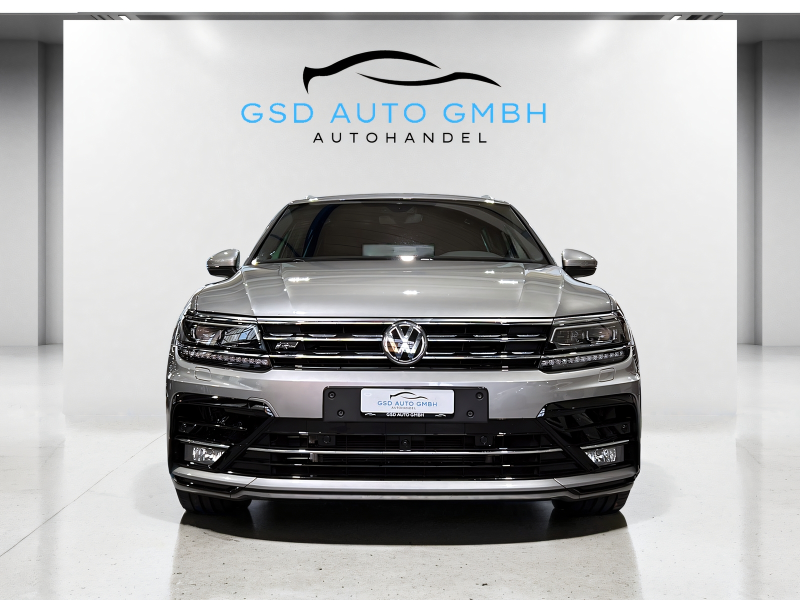 VW Tiguan 2.0TSI Highline 4Motion DSG**Panodach,AHK,LED,Frisch ab MFK**-image-1