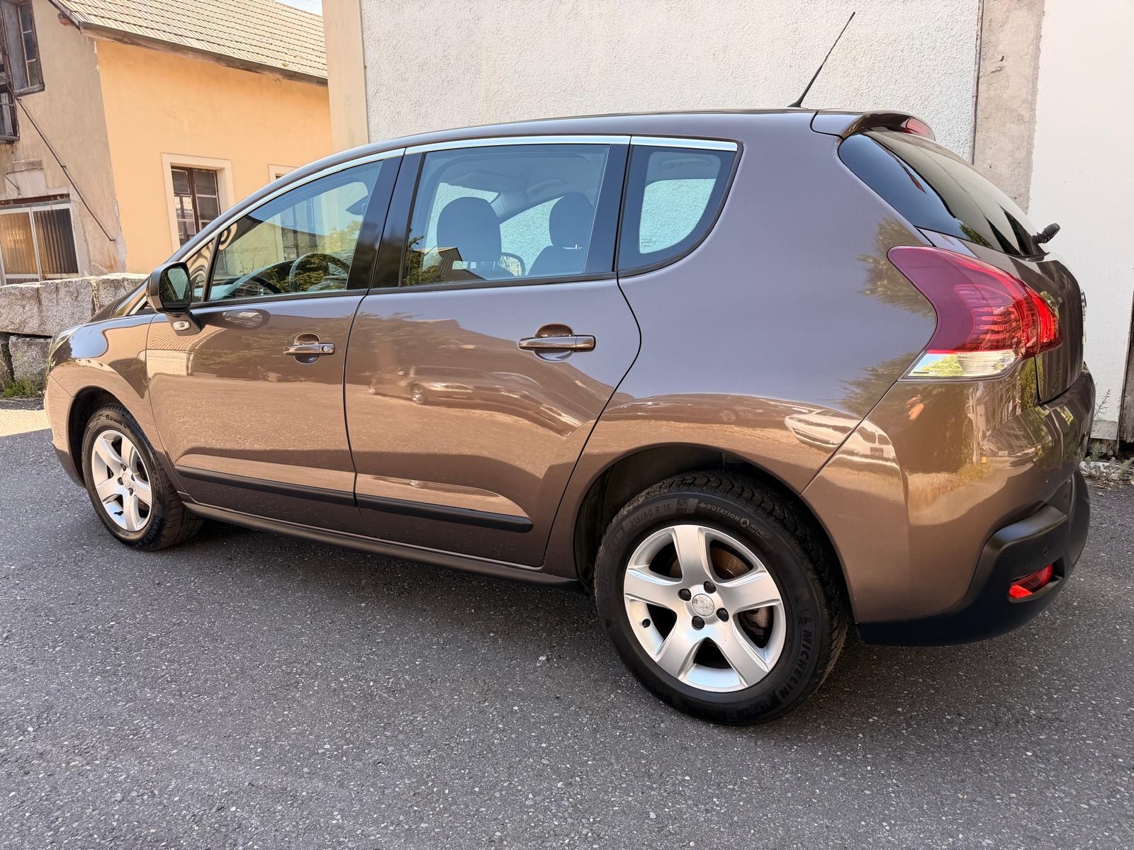 PEUGEOT 3008 1.6 16V T Active-image-3