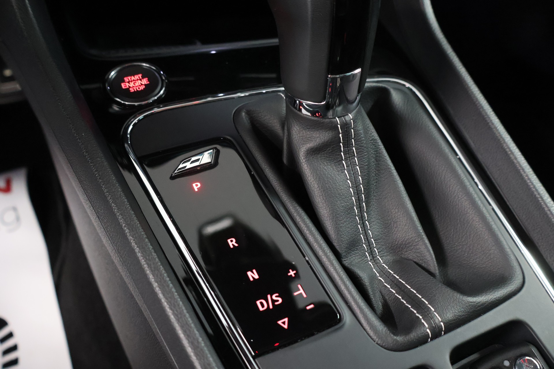 SEAT Leon 2.0 TSI Cupra 300 DSG-image-20