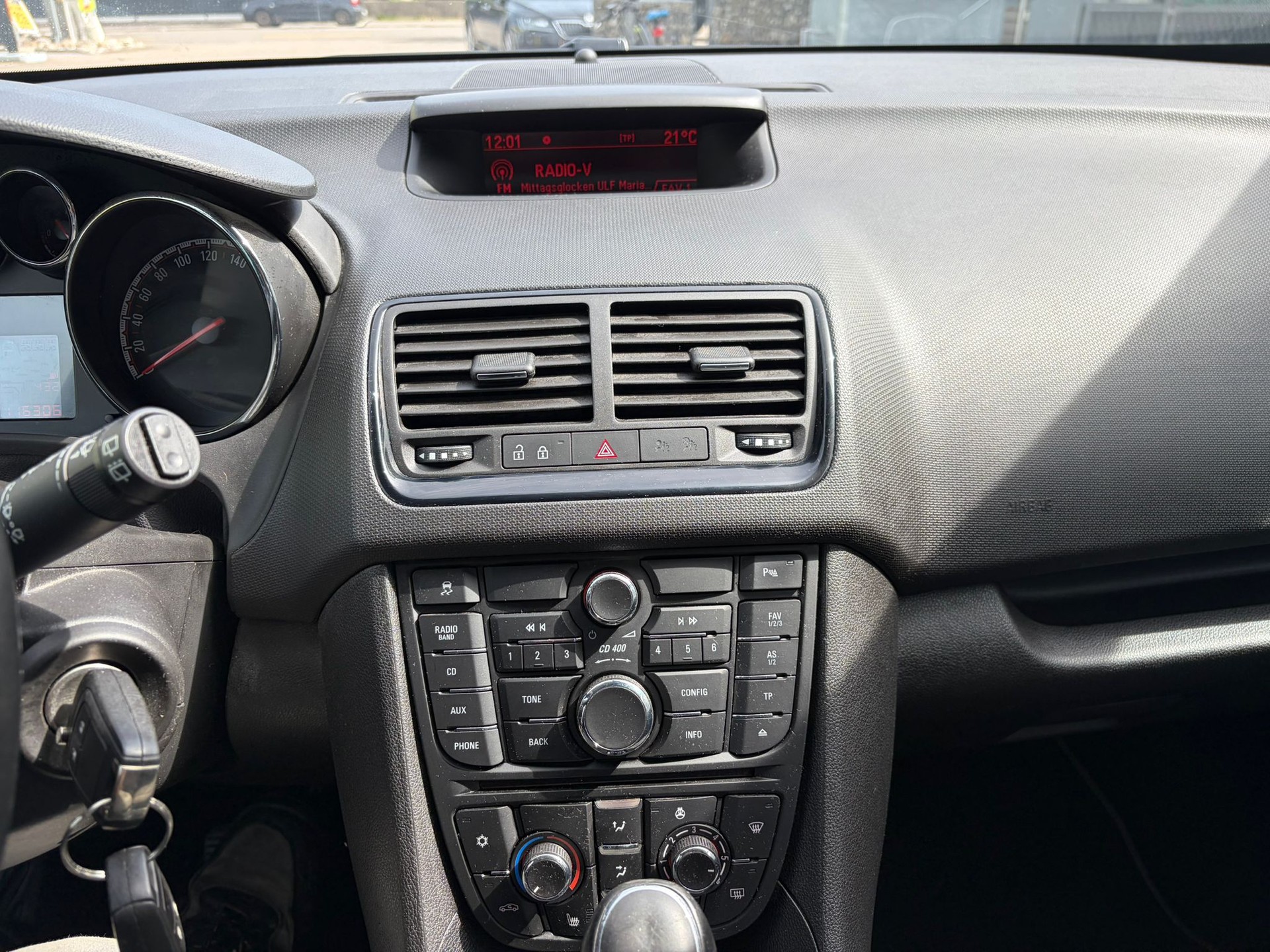 OPEL Meriva 1.4 Turbo Active Edition Automatic-image-11